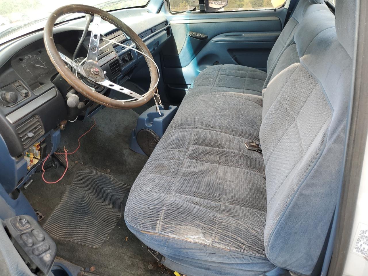 1994 Ford F150 VIN: 1FTEF15N1RNB18489 Lot: 62103014