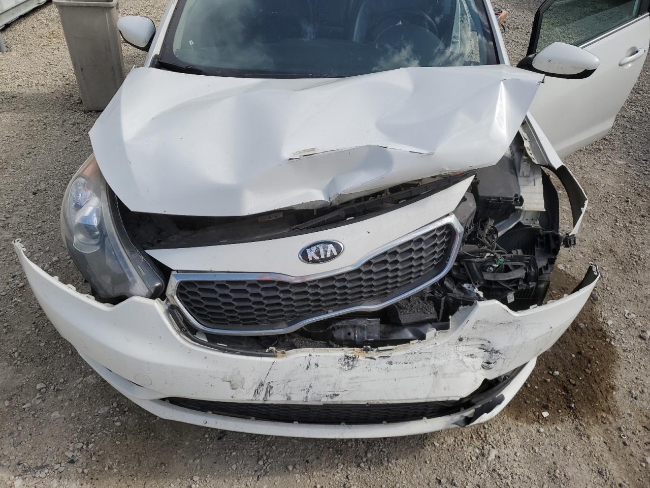 2015 Kia Forte - Image 11