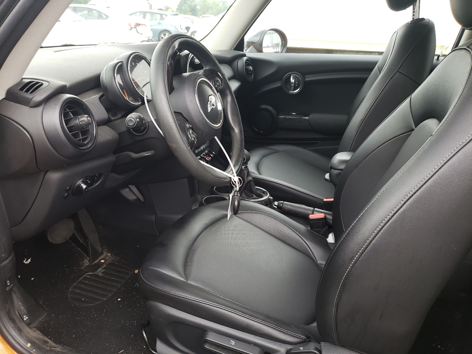 WMWXP5C54GT739621 2016 Mini Cooper