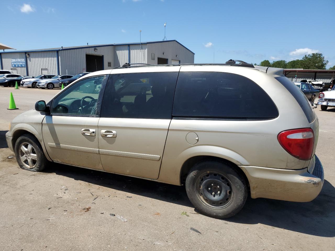 2005 Dodge Grand Caravan Sxt VIN: 2D4GP44L65R397526 Lot: 65066094