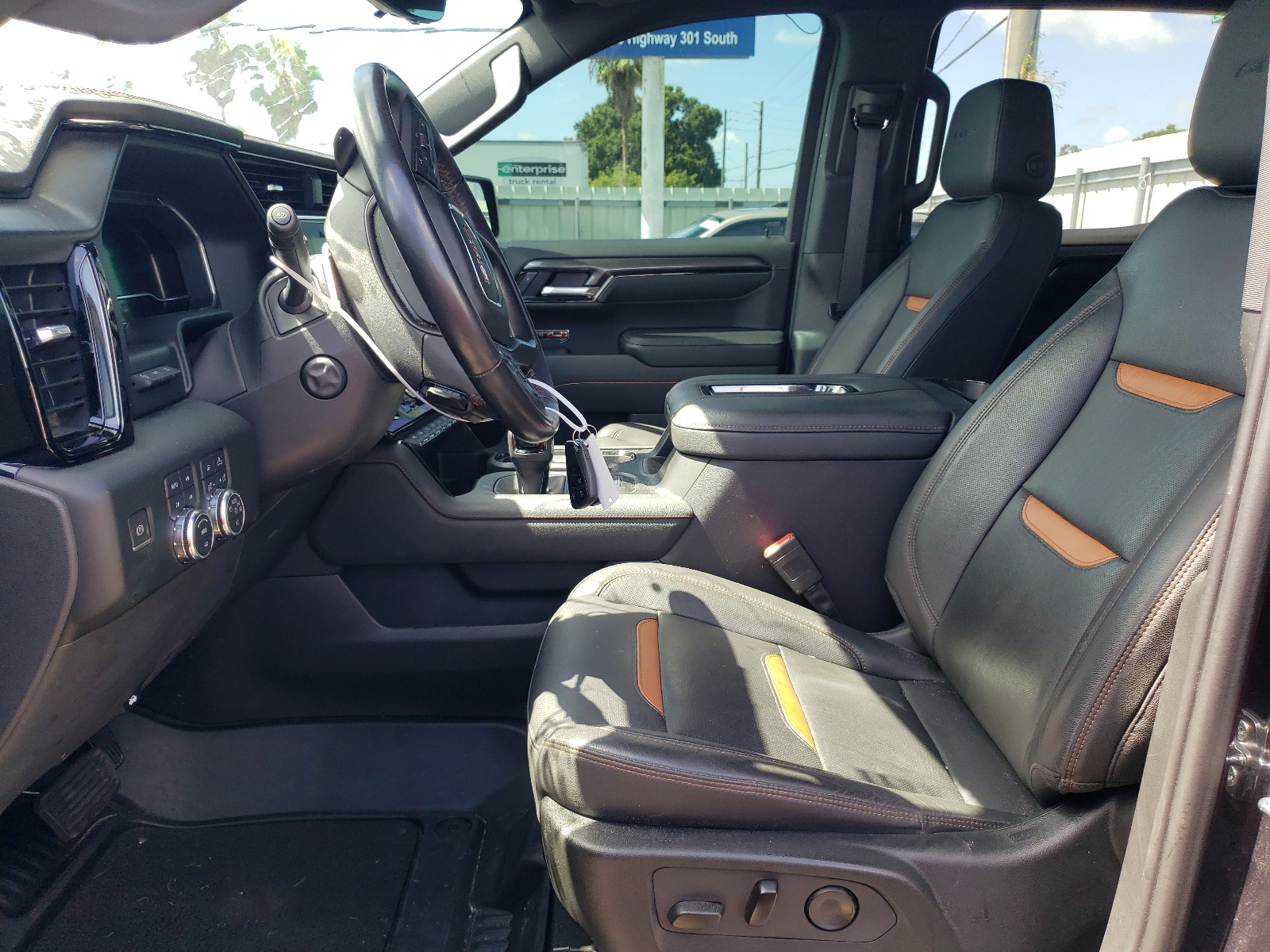 2022 GMC Sierra K1500 At4 vin: 3GTPUEEL3NG562979