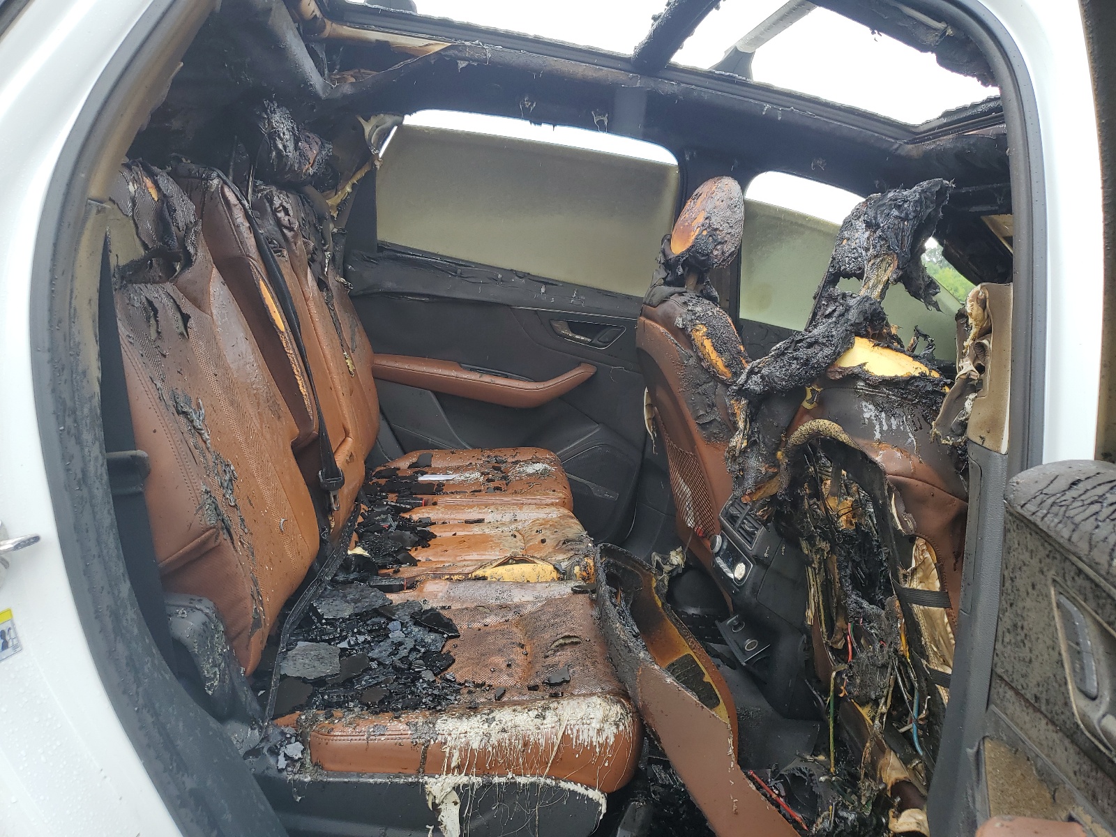 WA1VAAF72HD024831 2017 Audi Q7 Prestige