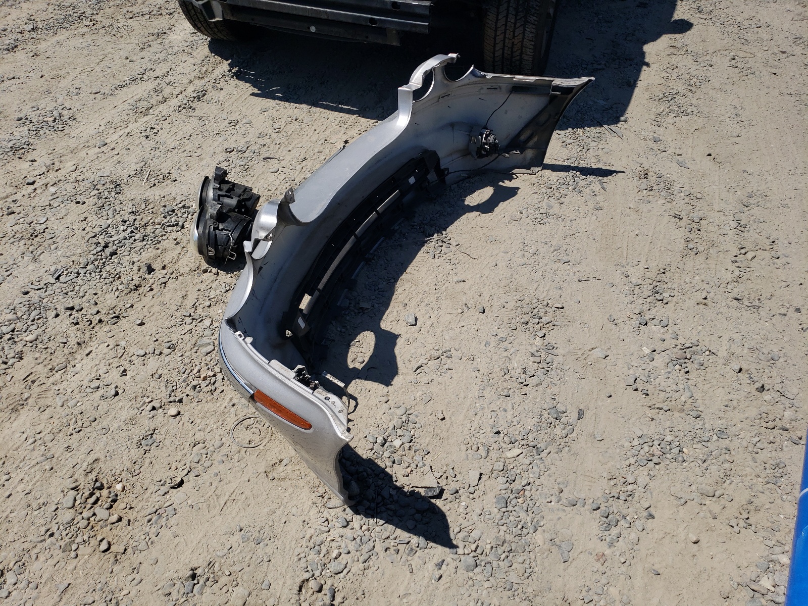 SAJEA51D73XD38285 2003 Jaguar X-Type 2.5