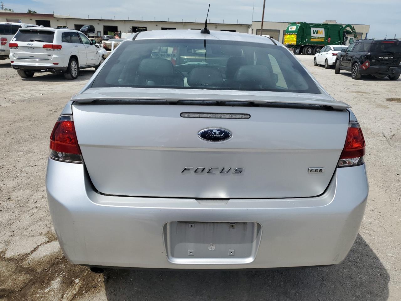 2011 Ford Focus Ses VIN: 1FAHP3GN3BW108460 Lot: 61468434