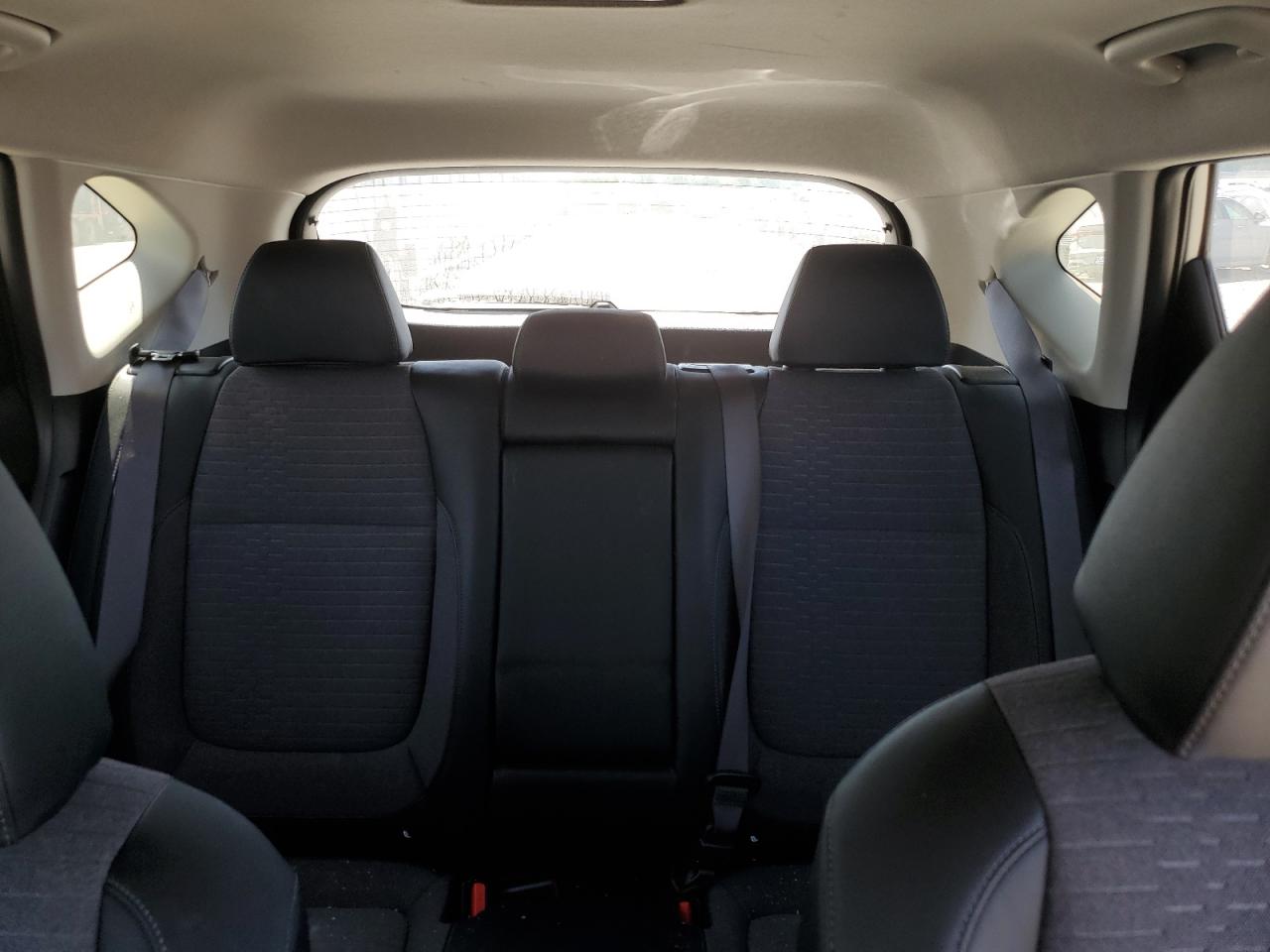 2021 Kia Seltos - Image 10