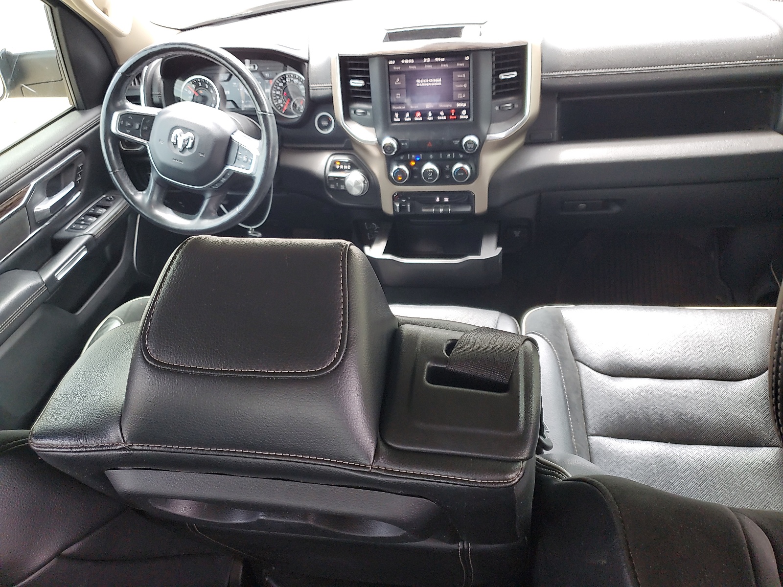 1C6SRFJT0KN525079 2019 Ram 1500 Laramie