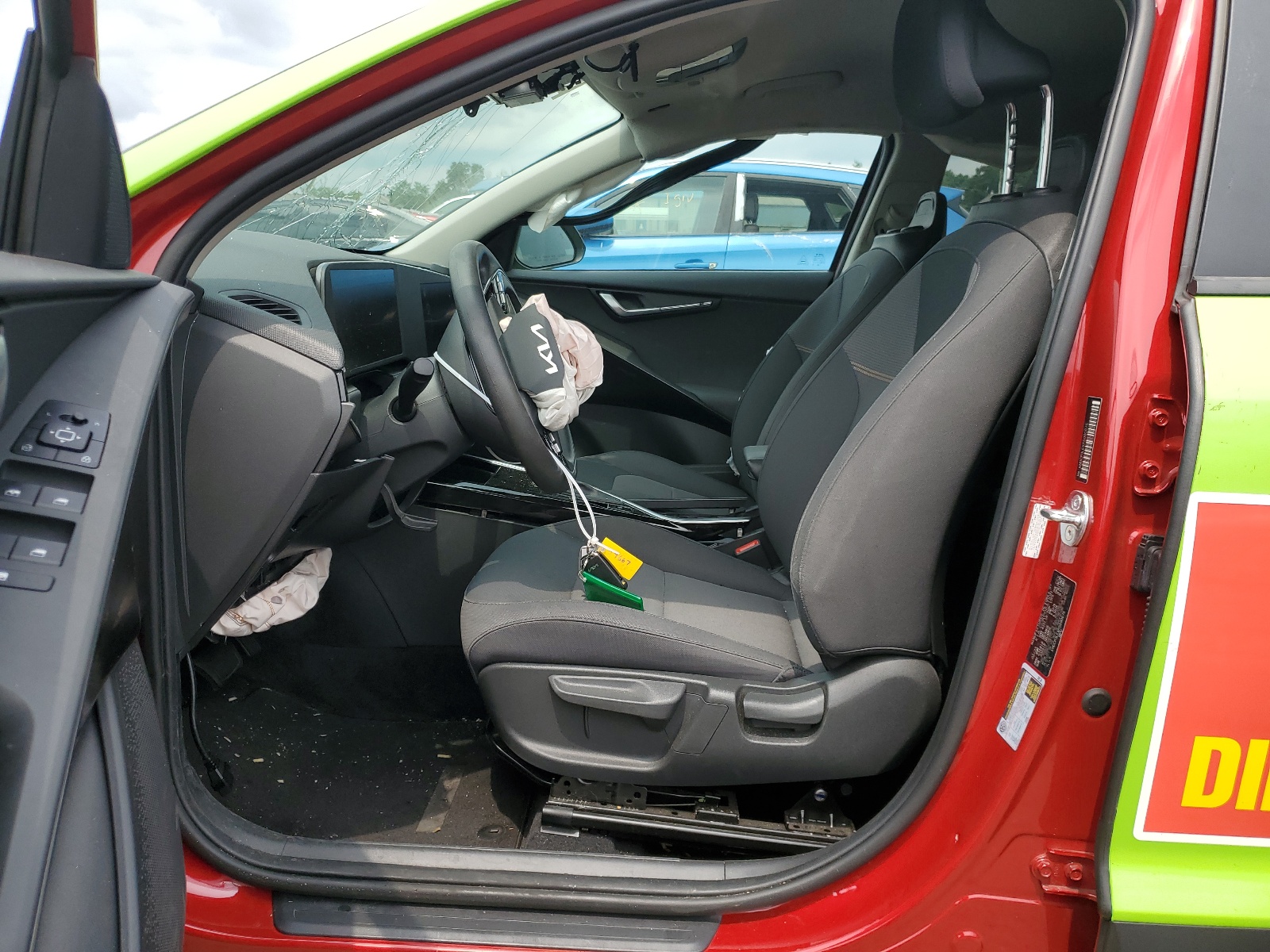 KNDCP3LEXP5090076 2023 Kia Niro Lx