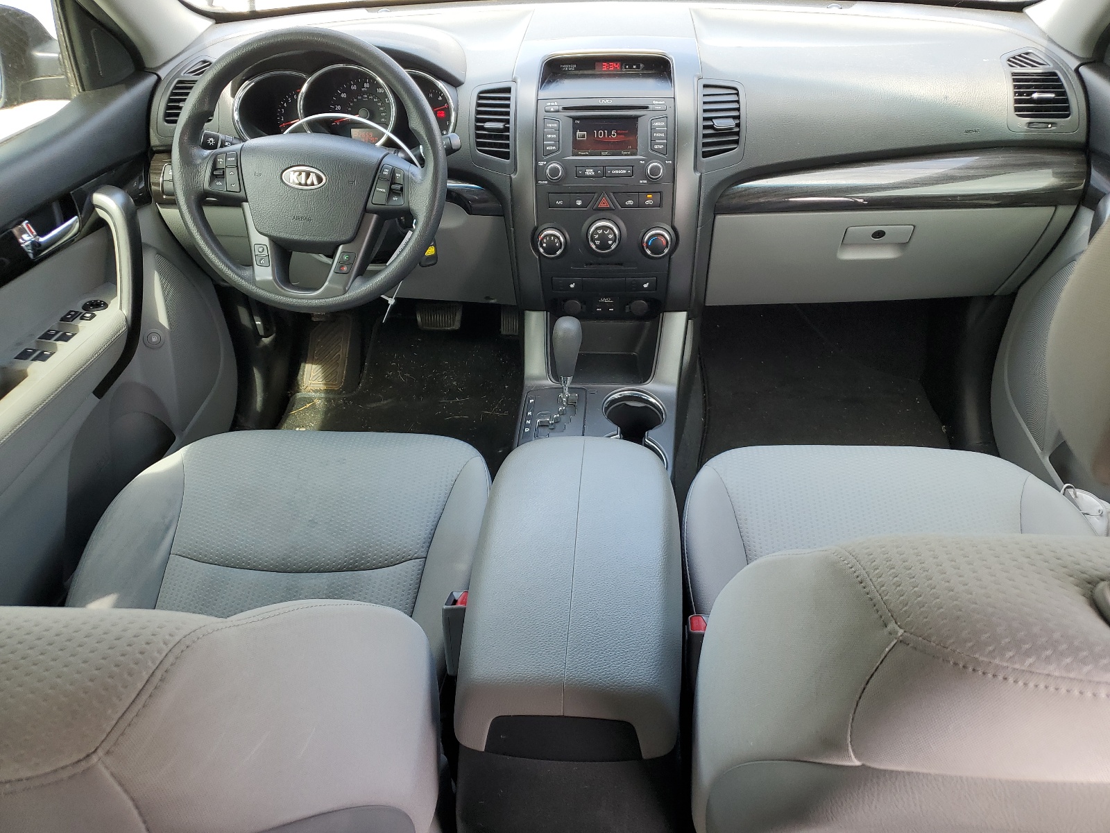 5XYKT3A61DG350094 2013 Kia Sorento Lx