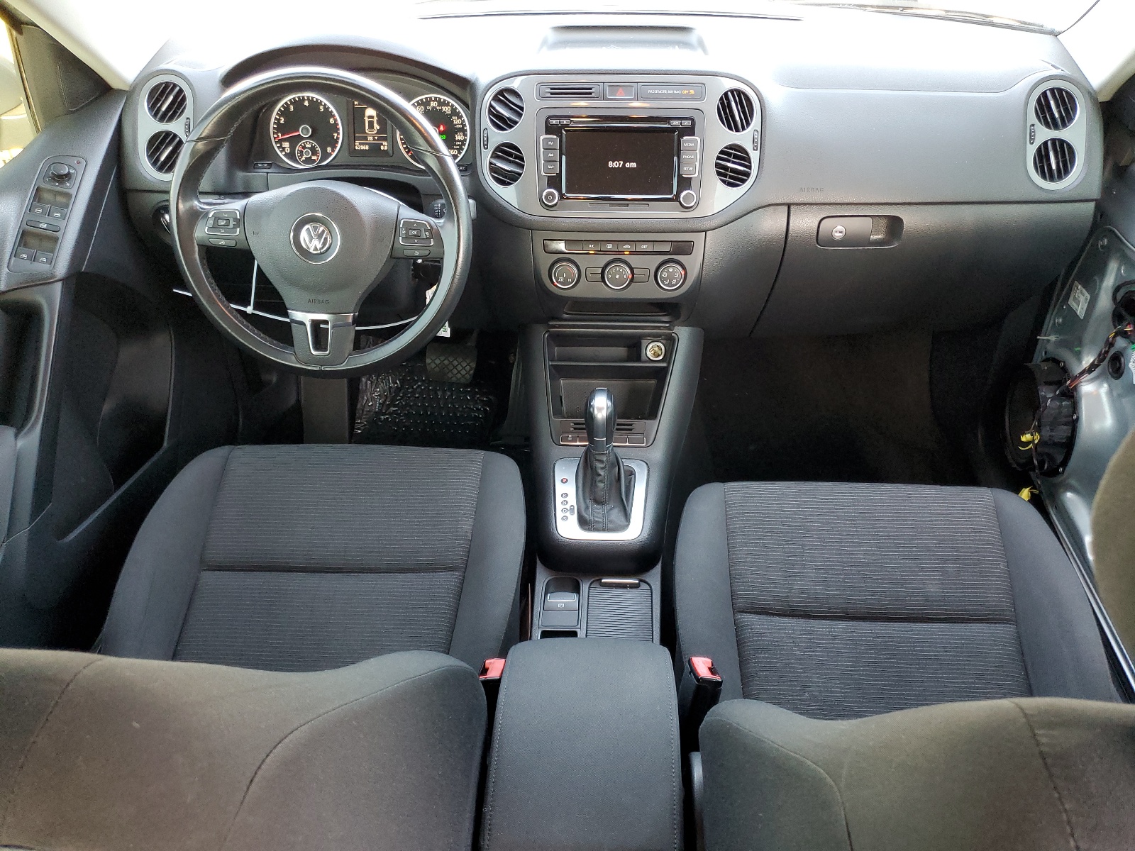 WVGAV7AX5FW572001 2015 Volkswagen Tiguan S