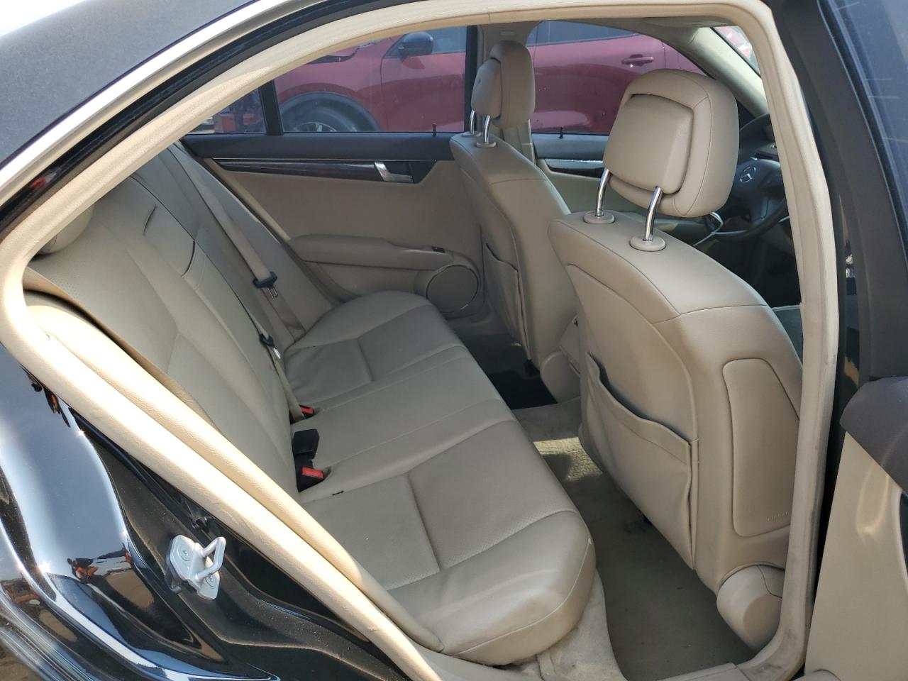 2010 Mercedes-Benz C 300 4Matic VIN: WDDGF8BBXAR094403 Lot: 63547654