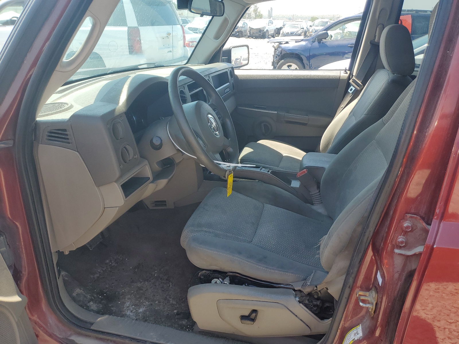 1J8HG48K97C611982 2007 Jeep Commander