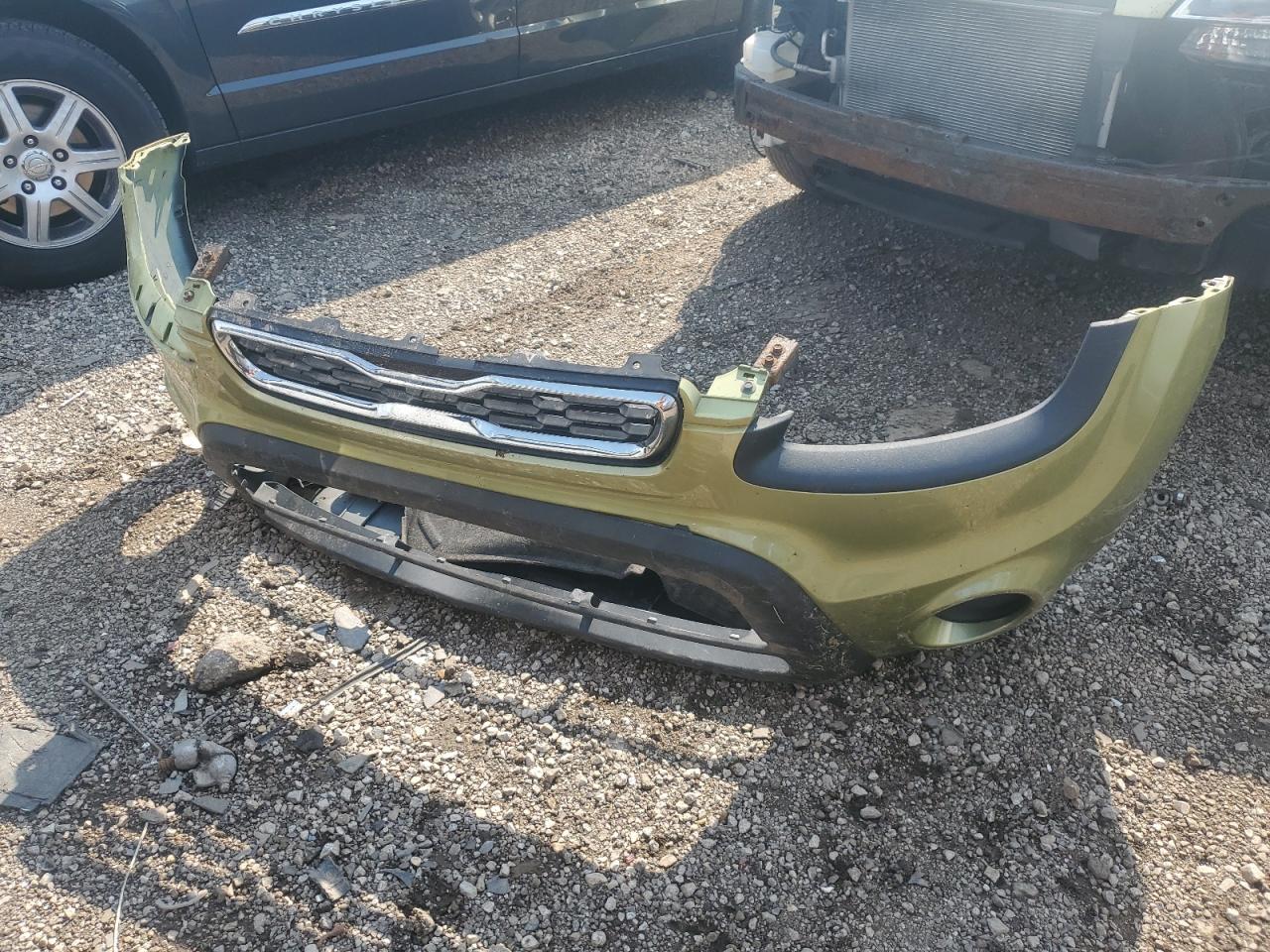 2012 Kia Soul + VIN: KNDJT2A60C7438569 Lot: 63200174