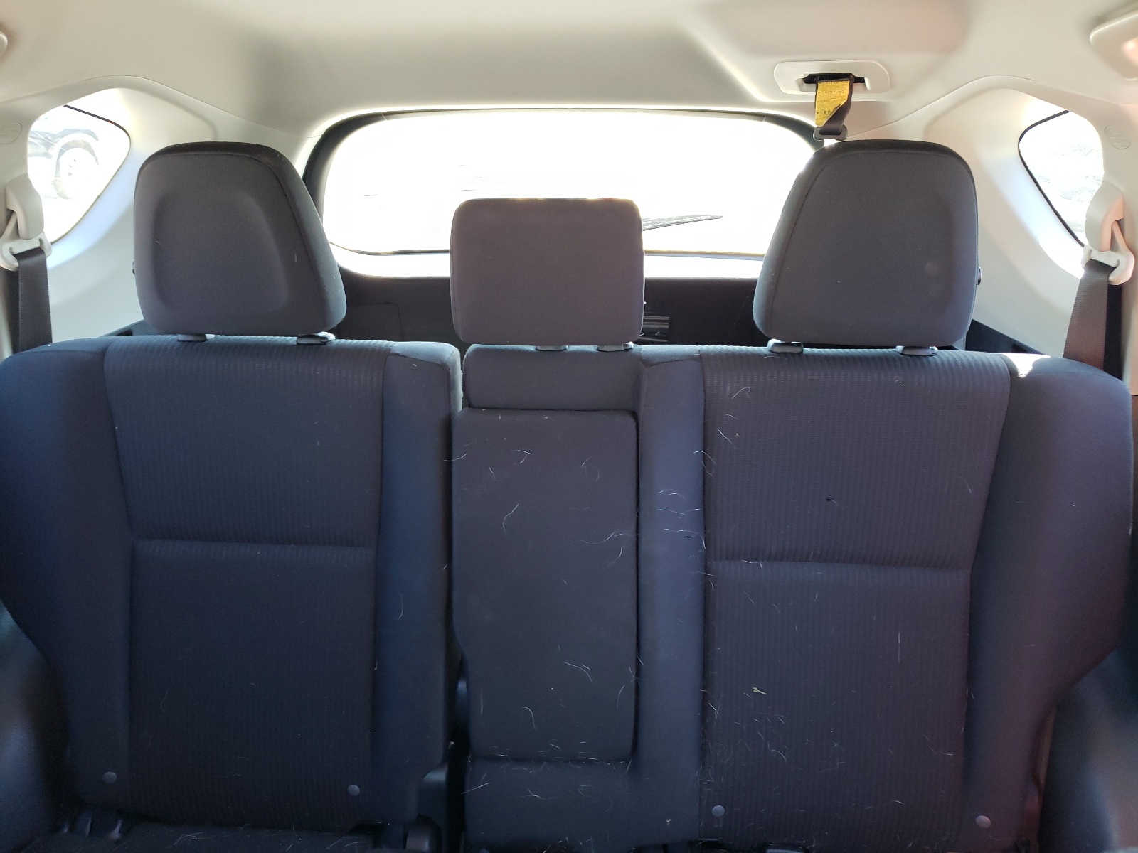 JTMBFREV0HJ705810 2017 Toyota Rav4 Le