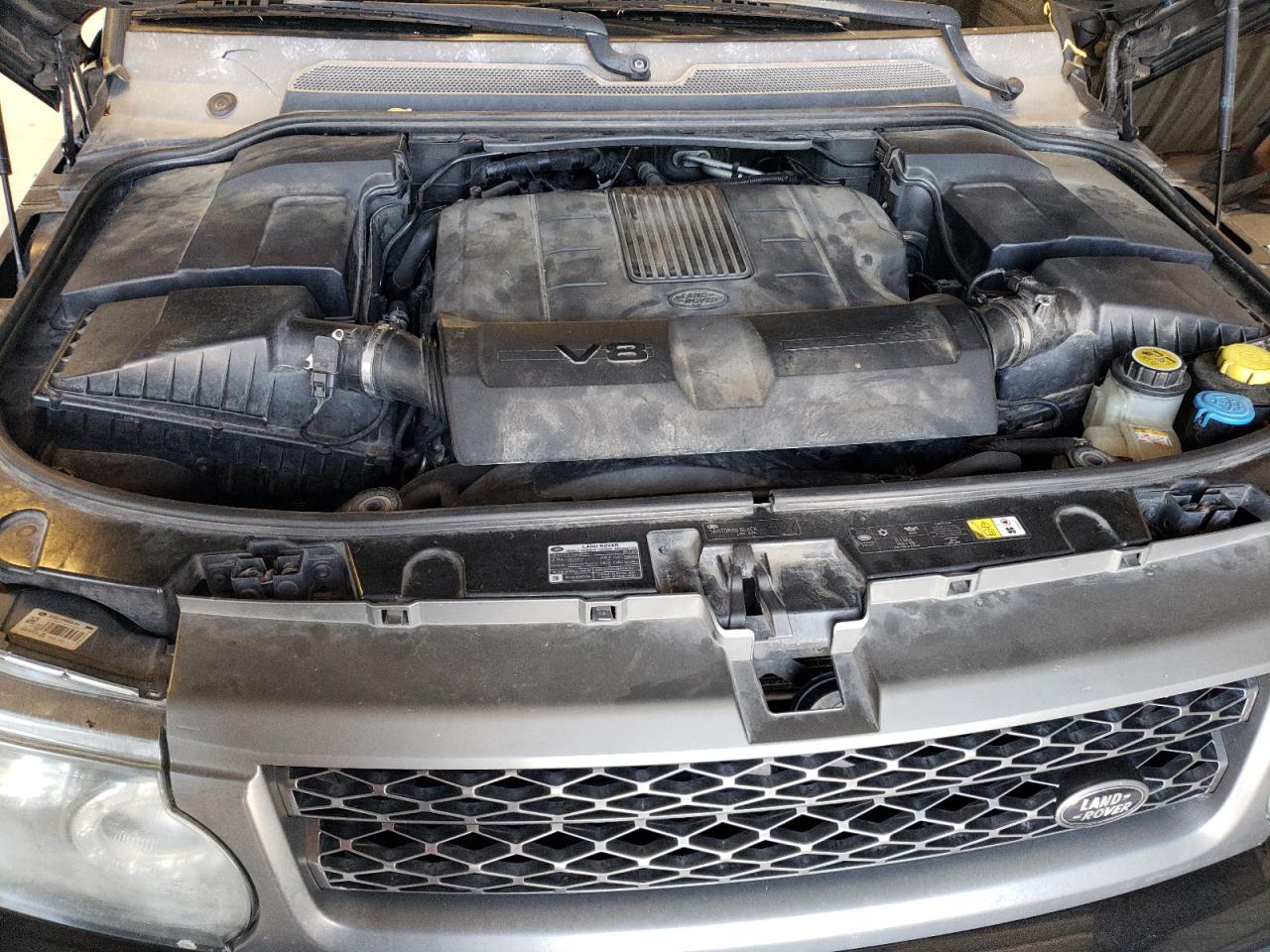 2011 Land Rover Range Rover Sport Hse VIN: SALSF2D48BA297170 Lot: 64182354