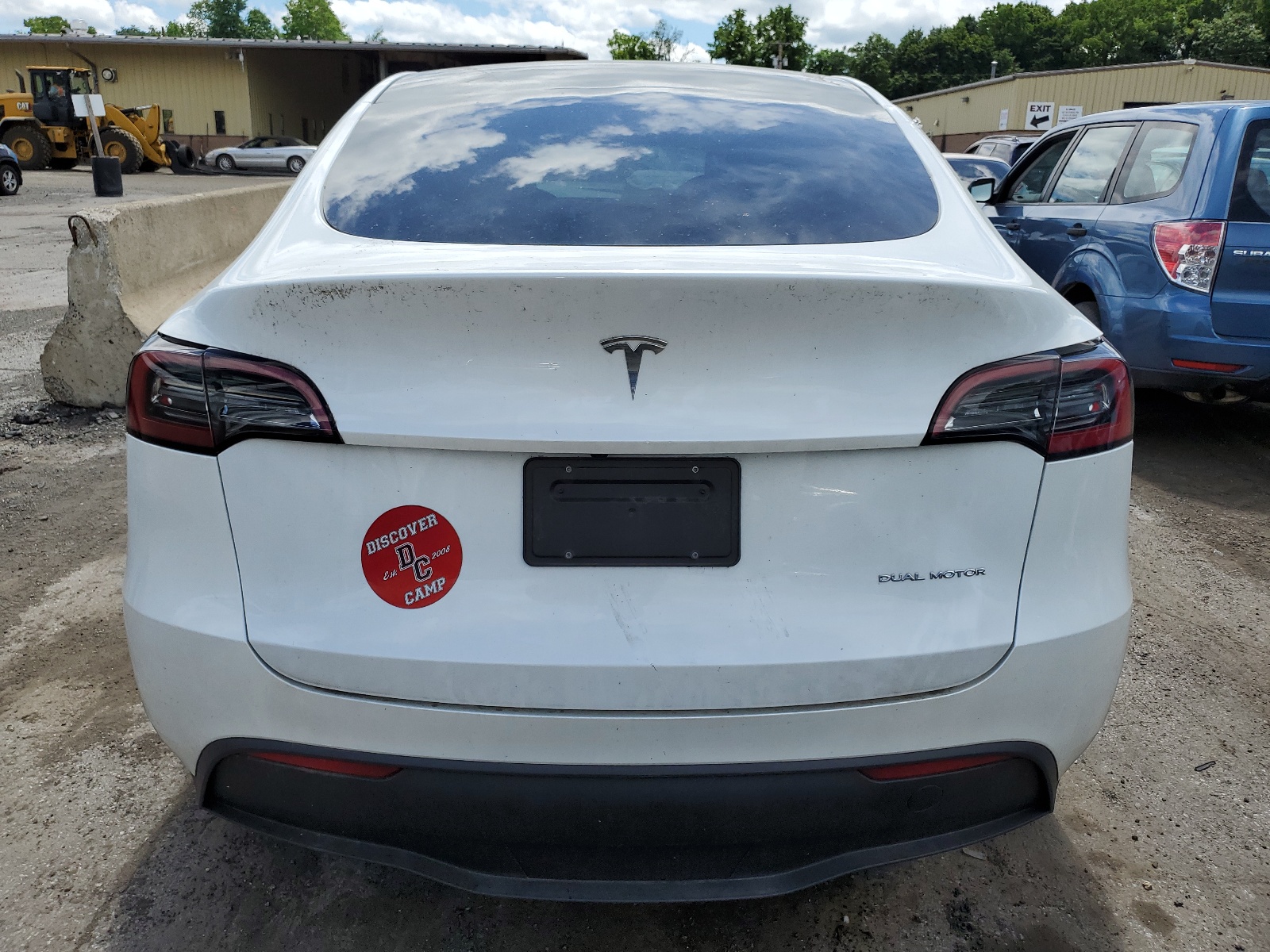 7SAYGDEE9PA123222 2023 Tesla Model Y