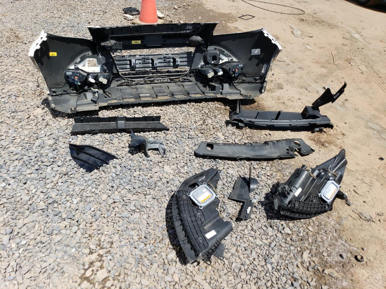 2013 Ford Escape Titanium VIN: 1FMCU9J96DUC58570 Lot: 60647124