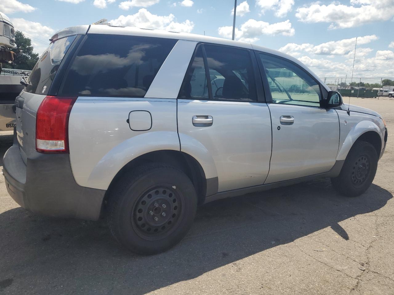 2005 Saturn Vue VIN: 5GZCZ33D65S832231 Lot: 62985364