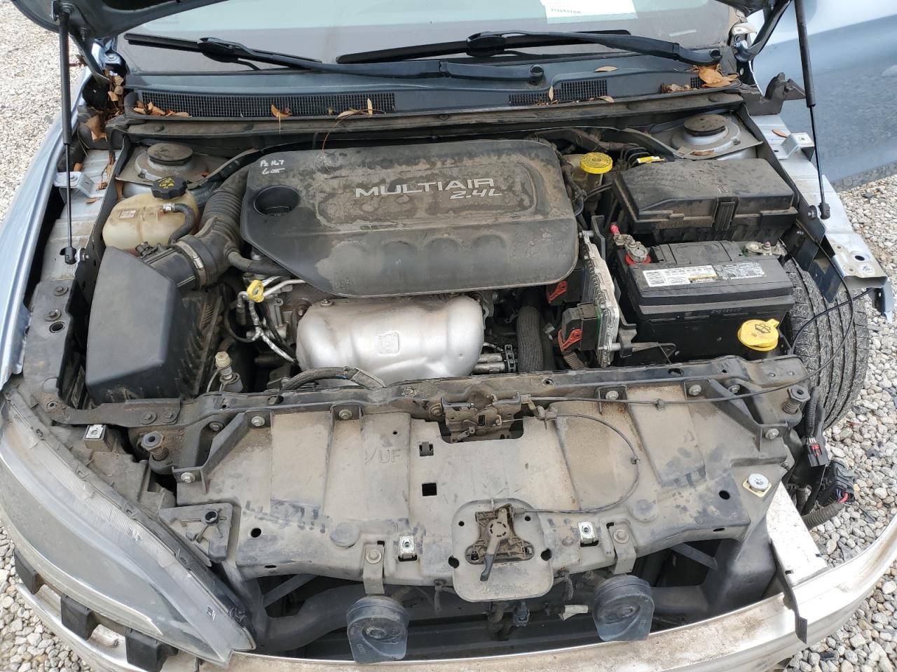 2015 Chrysler 200 Limited VIN: 1C3CCCAB9FN745013 Lot: 63802524