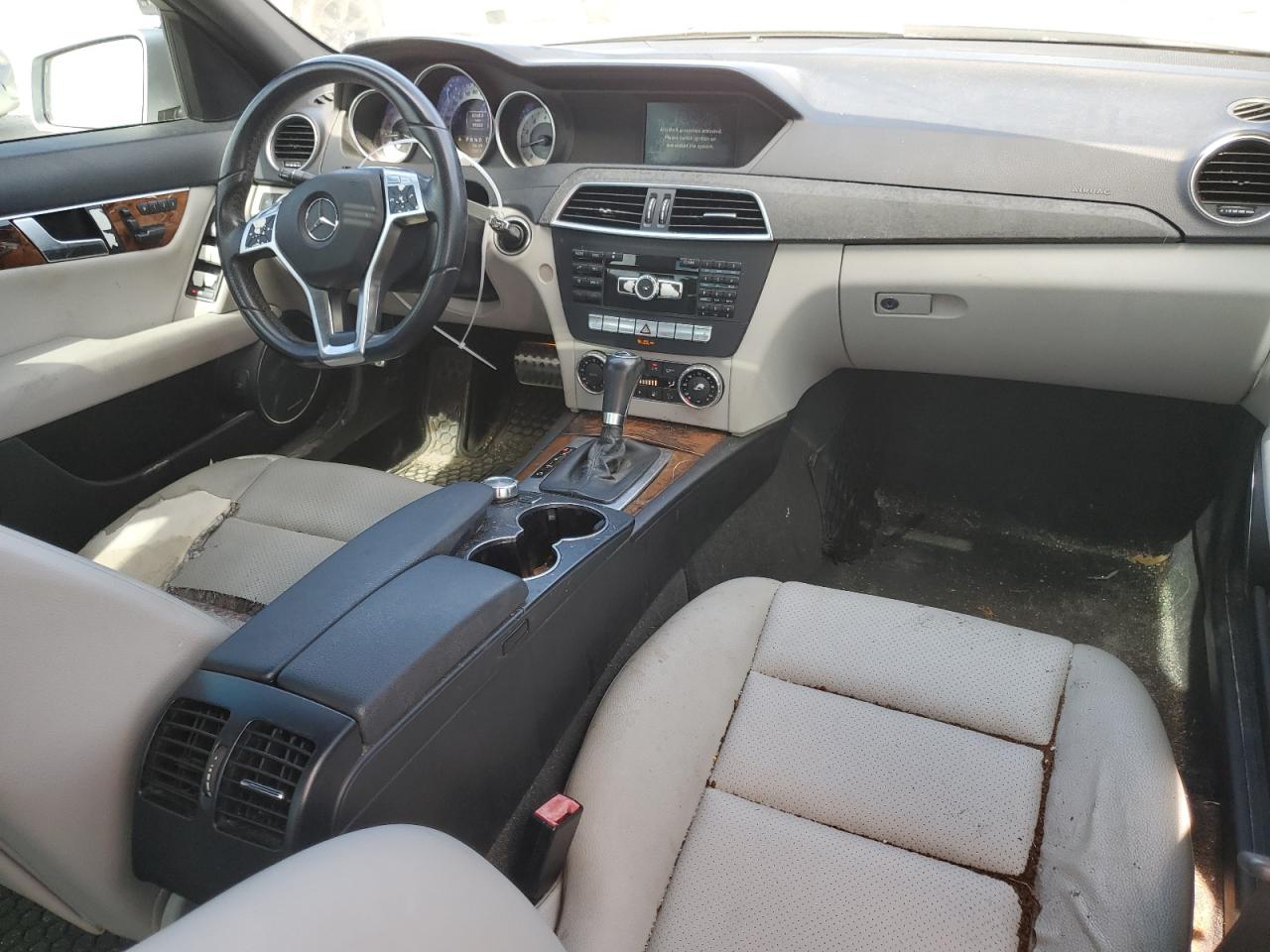 2012 Mercedes-Benz C 250 VIN: WDDGF4HB2CA653170 Lot: 62090354