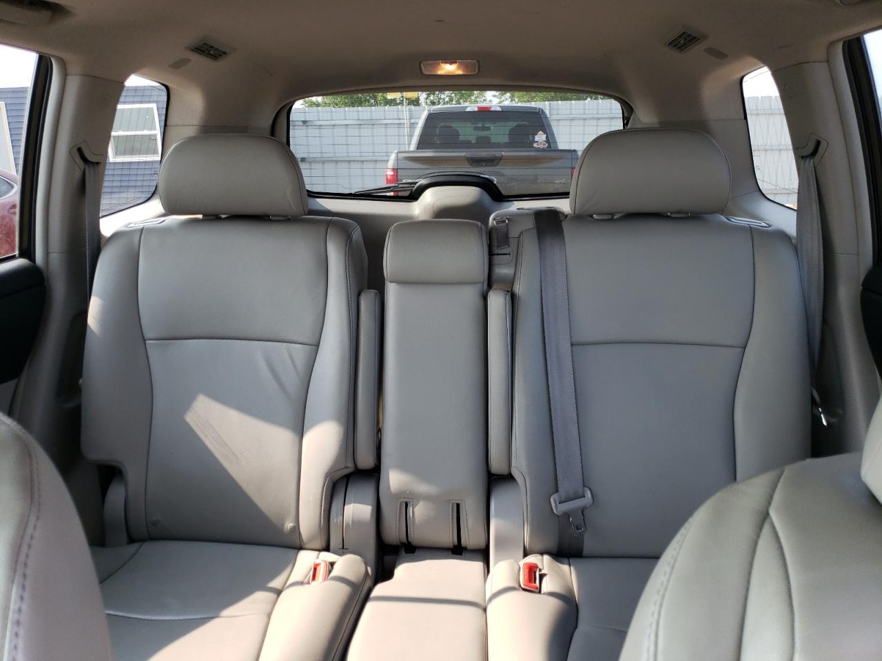 2011 Toyota Highlander Base VIN: 5TDBK3EH2BS090853 Lot: 64004764