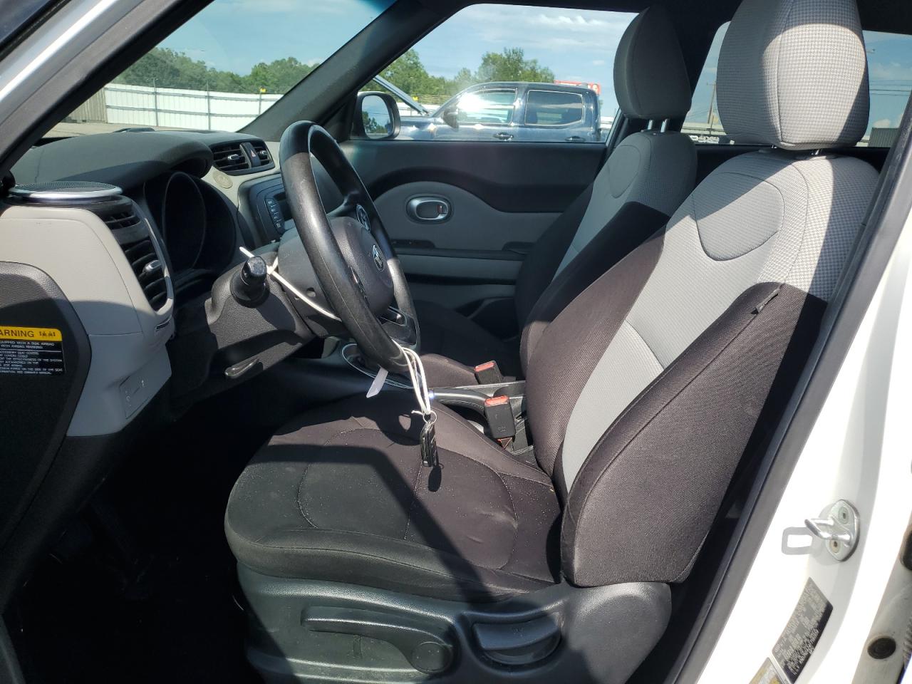 2015 Kia Soul VIN: KNDJN2A24F7181959 Lot: 61706094