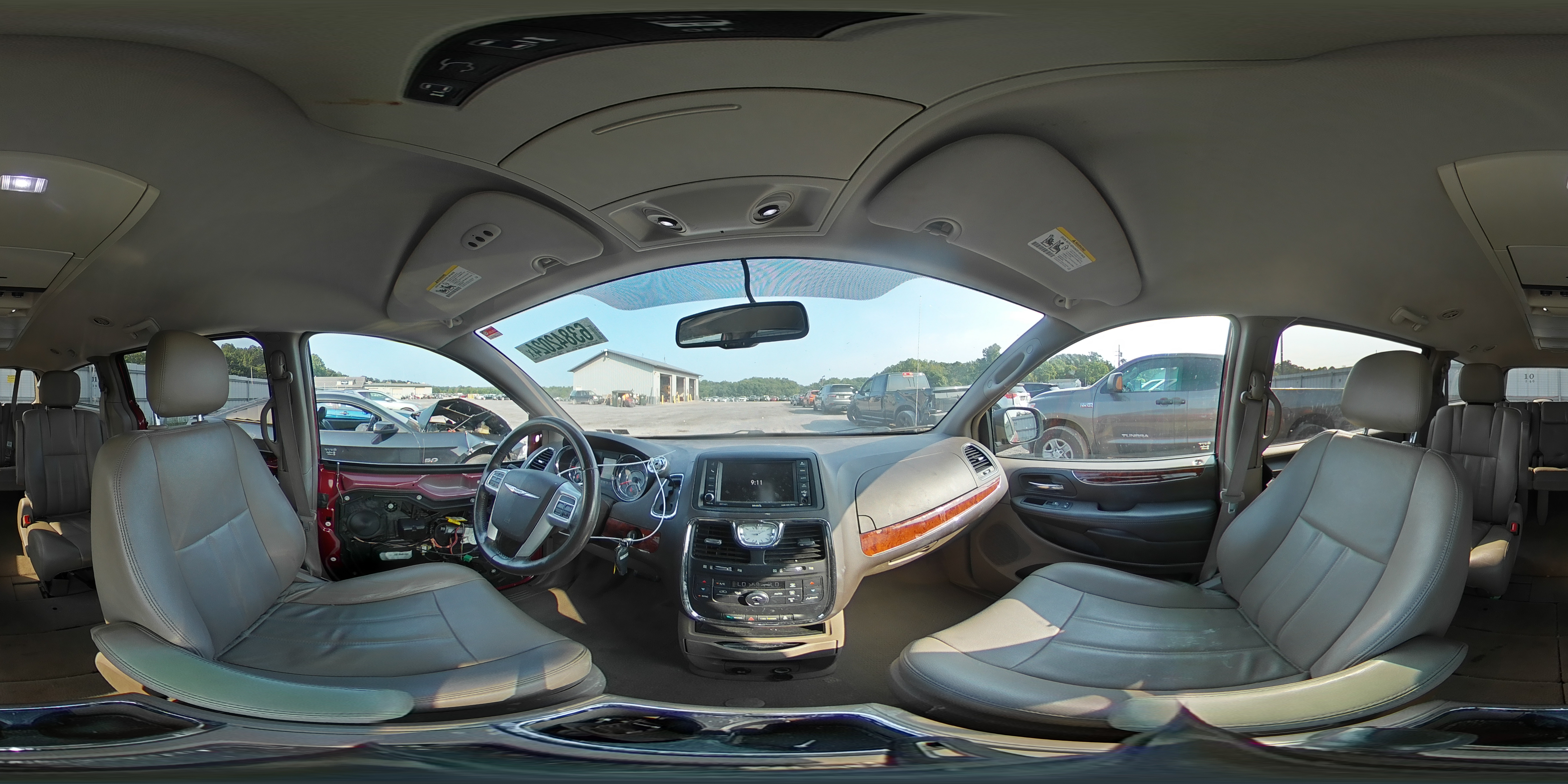 2014 Chrysler Town & Country Touring VIN: 2C4RC1BG5ER246893 Lot: 63842024