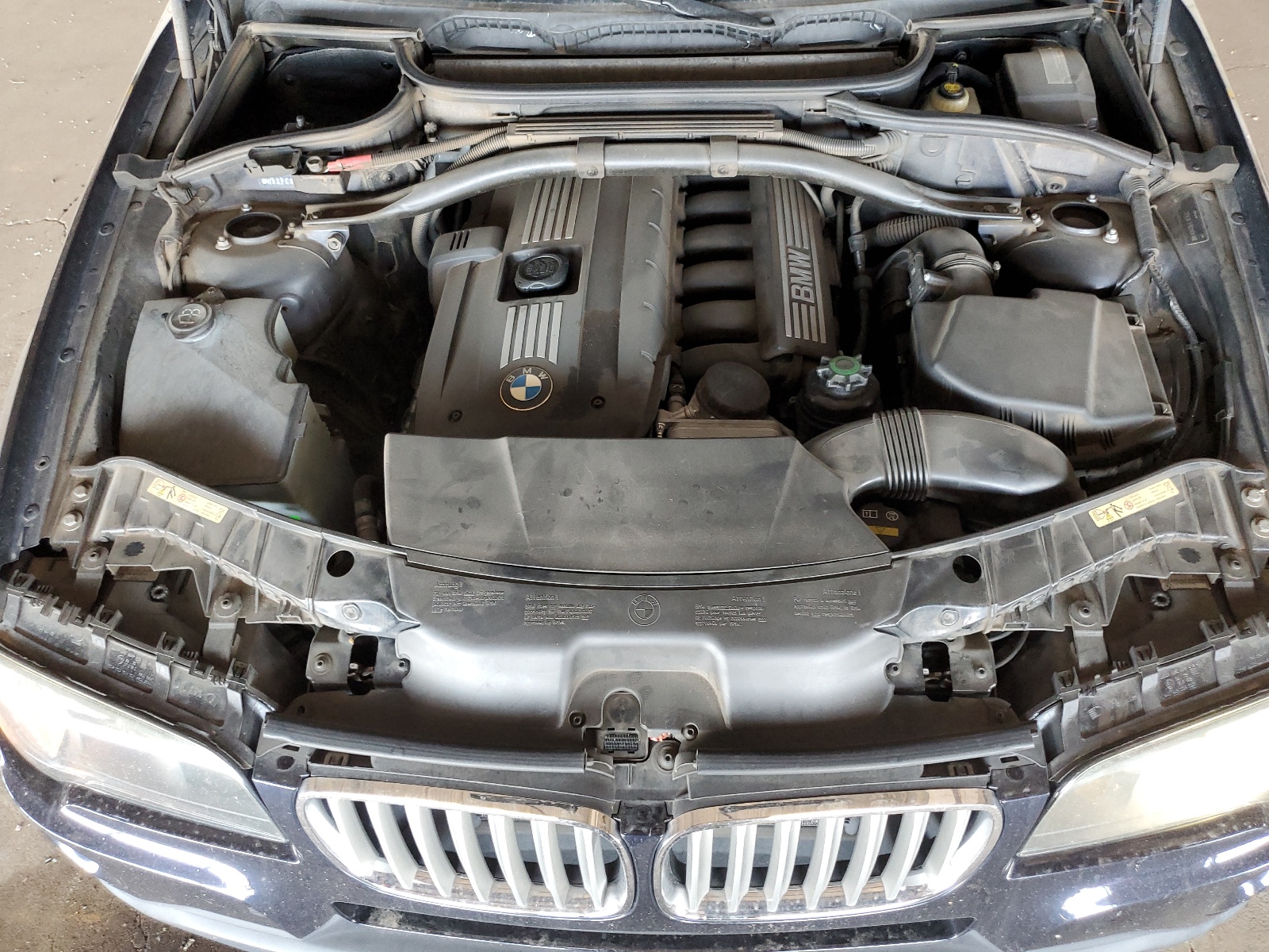 WBXPC93448WJ17858 2008 BMW X3 3.0Si