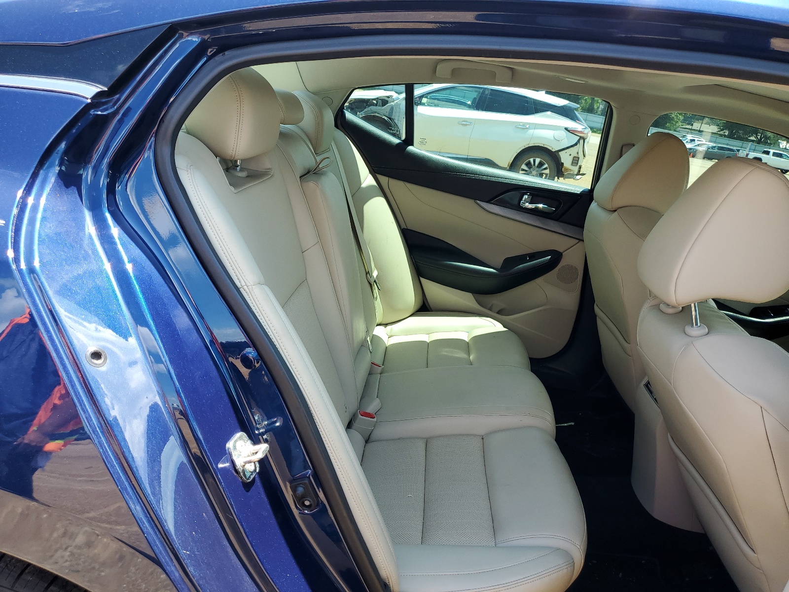 1N4AA6AP4HC412857 2017 Nissan Maxima 3.5S