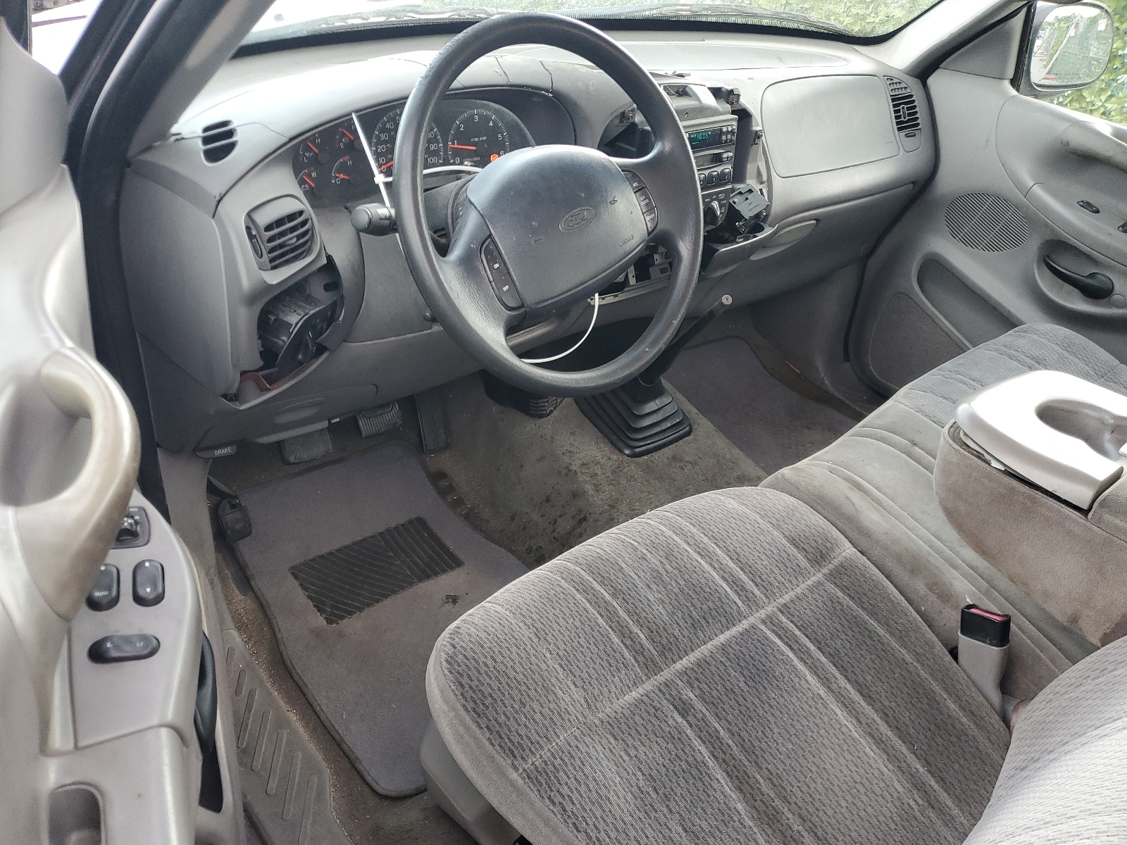 1FTZF1729WNC36709 1998 Ford F150