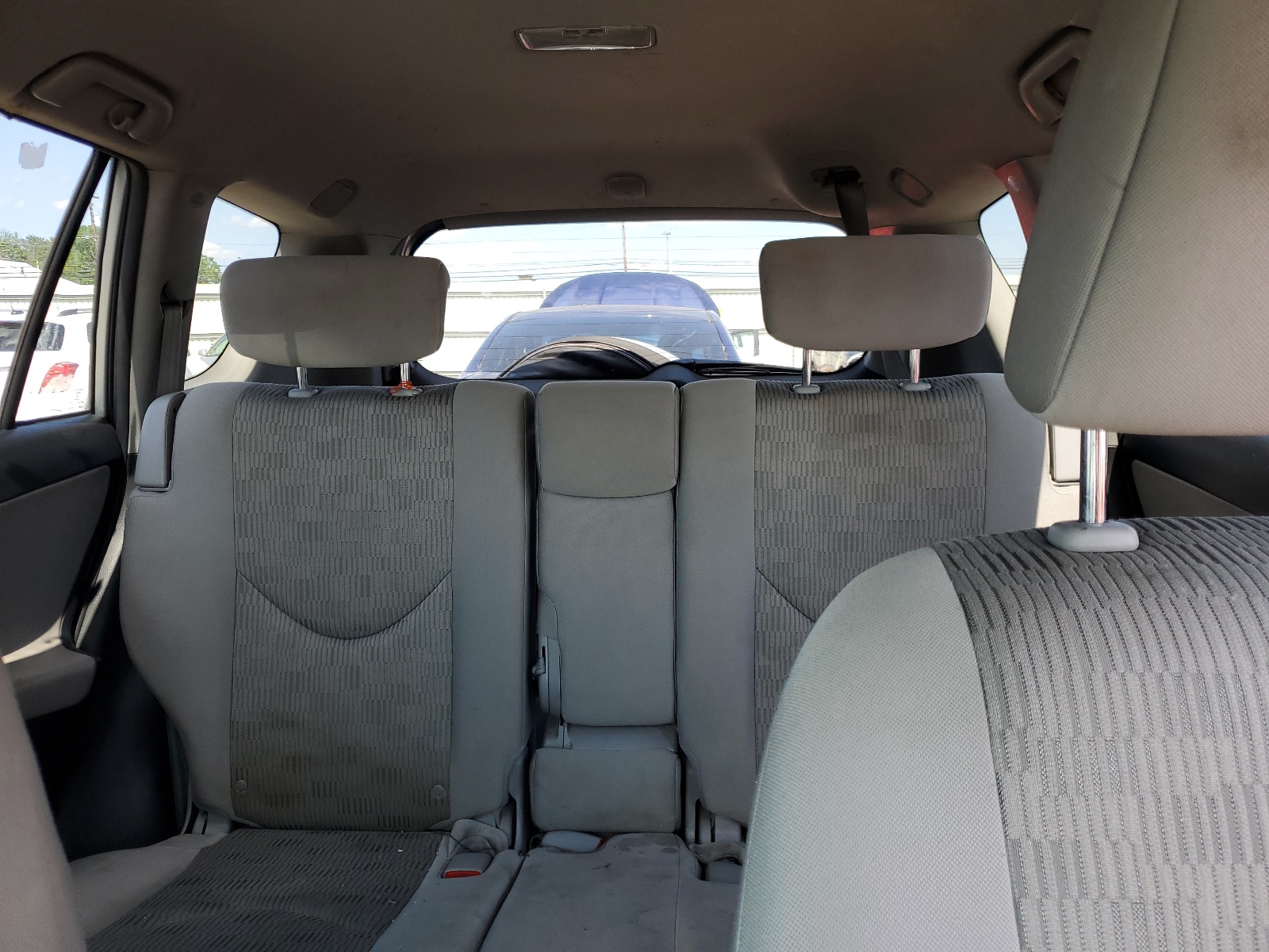 2T3ZF4DV6BW076629 2011 Toyota Rav4