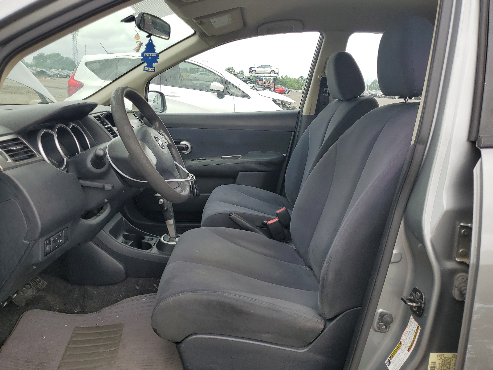 3N1BC13E29L433688 2009 Nissan Versa S