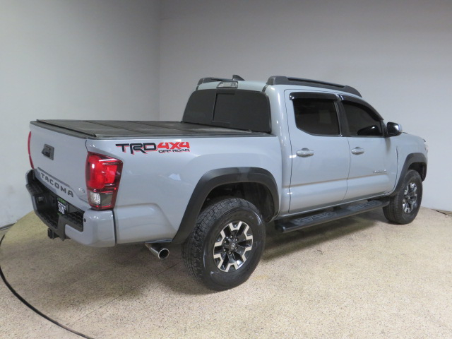 2018 Toyota Tacoma Double Cab vin: 3TMCZ5AN3JM147048