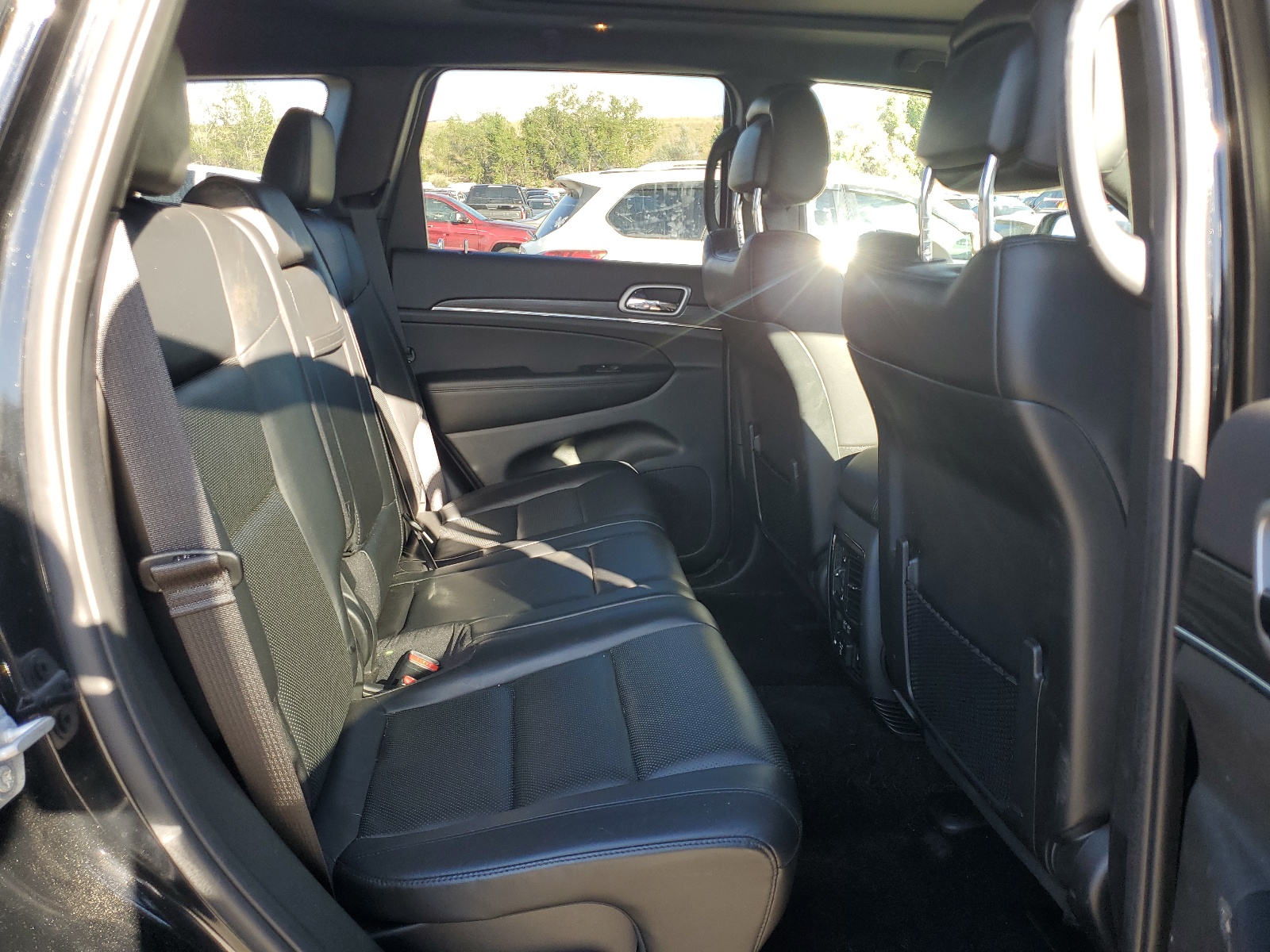 1C4RJFBG0KC750534 2019 Jeep Grand Cherokee Limited