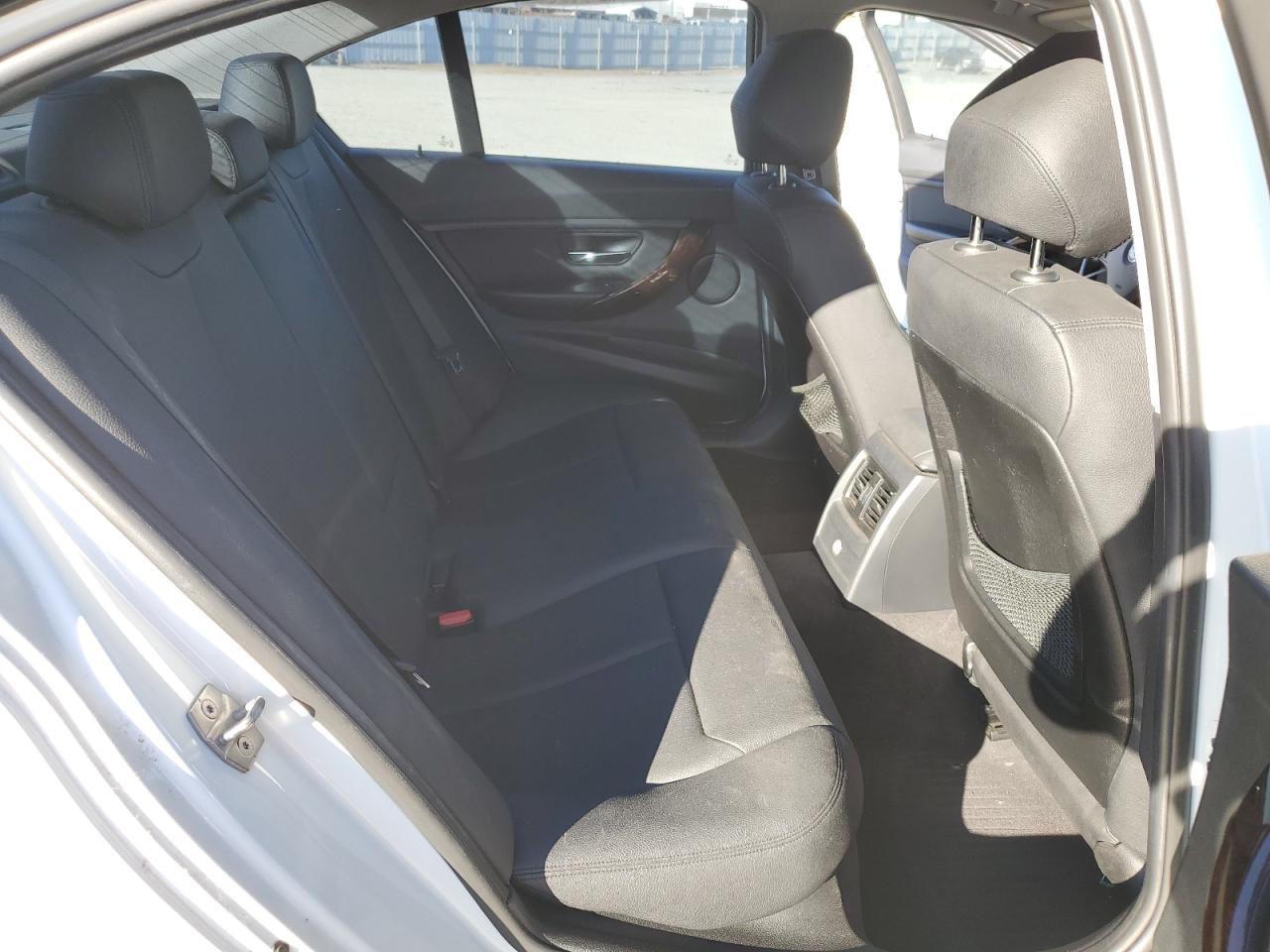 2014 BMW 320 I VIN: WBA3B1G55ENS77099 Lot: 64474864