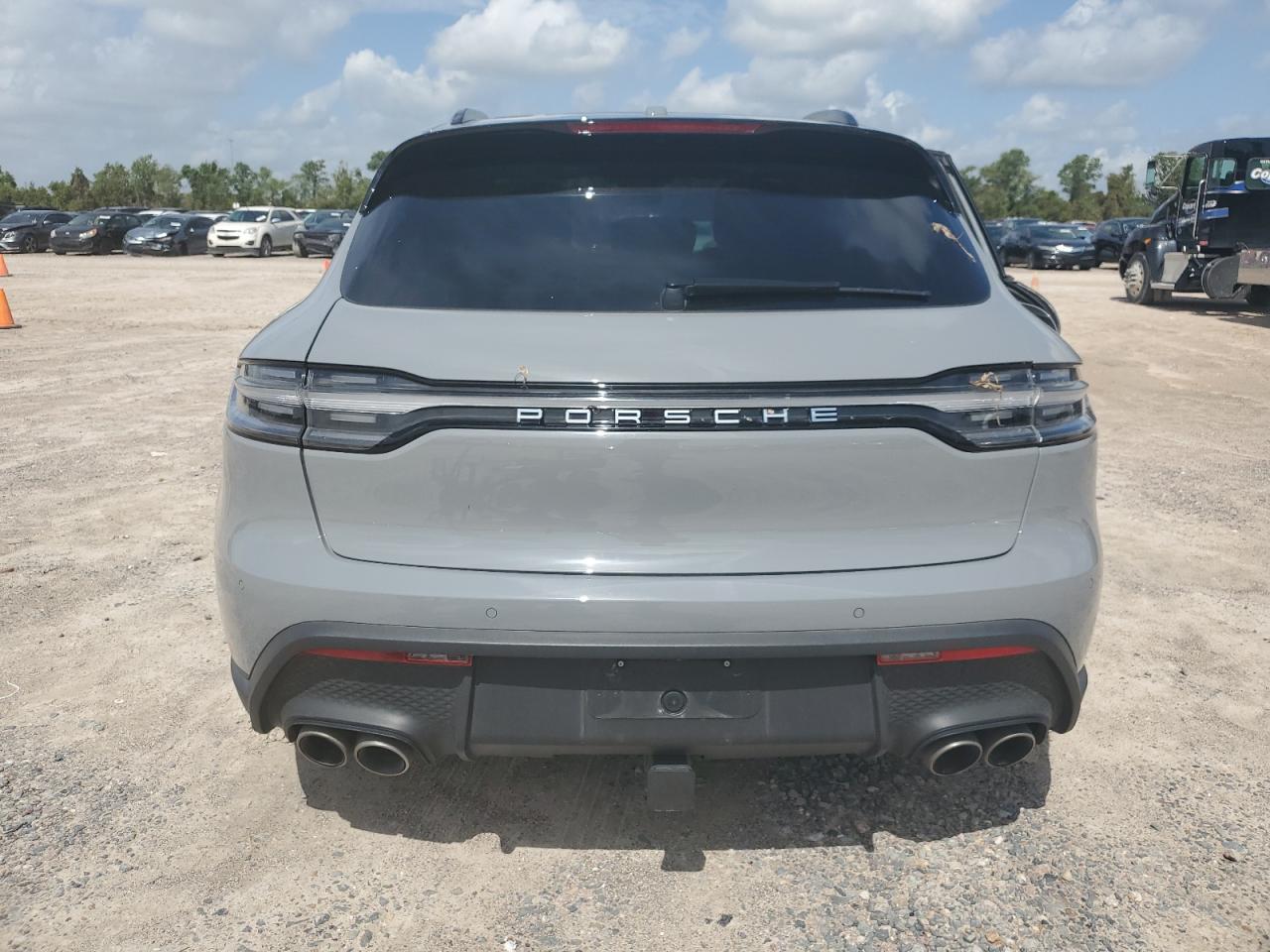 2022 Porsche Macan S VIN: WP1AG2A59NLB20275 Lot: 63335114