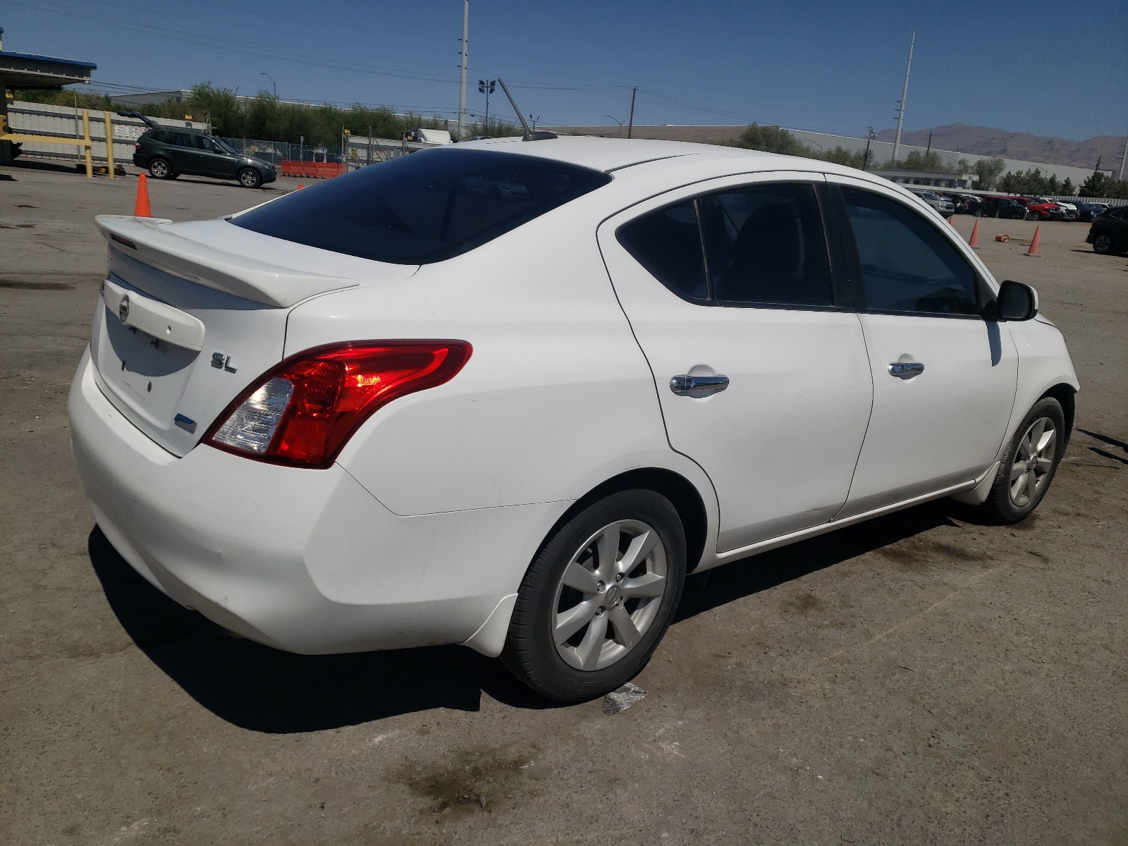 2013 Nissan Versa S vin: 3N1CN7AP0DL871818