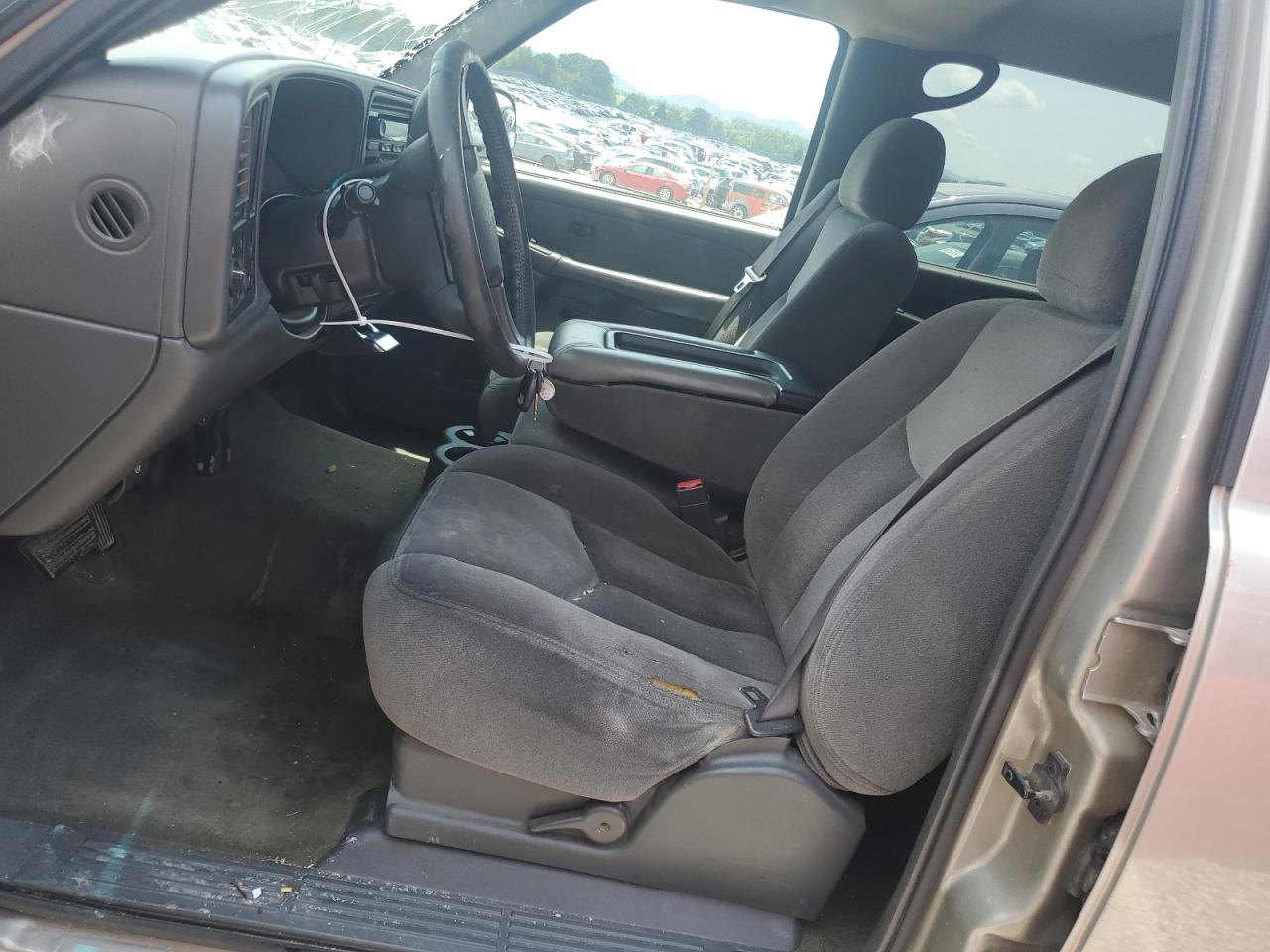 2003 GMC Sierra C1500 Heavy Duty VIN: 1GTGC13U43F188842 Lot: 63535414