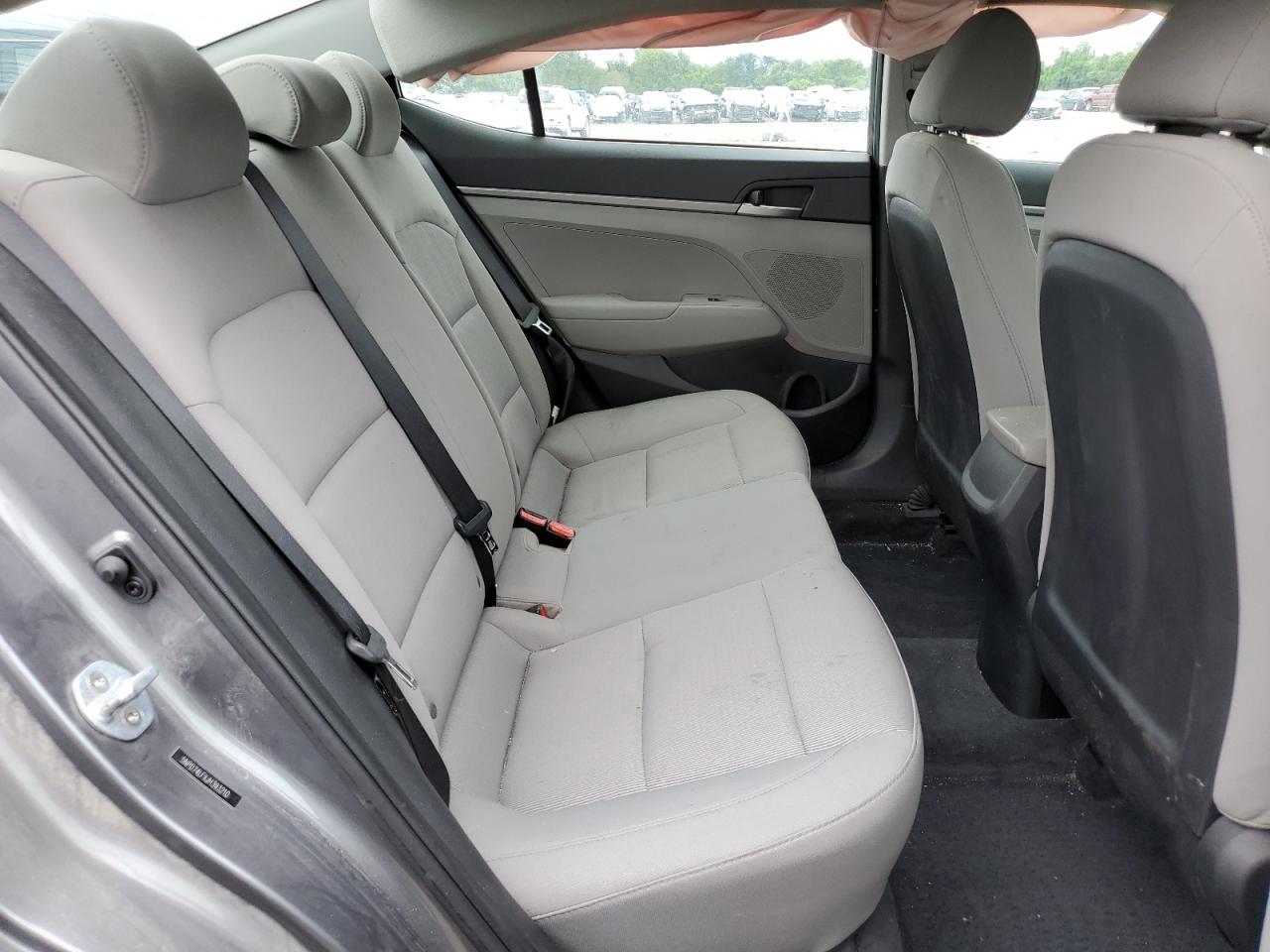 2018 Hyundai Elantra Se VIN: 5NPD74LFXJH393210 Lot: 61644004