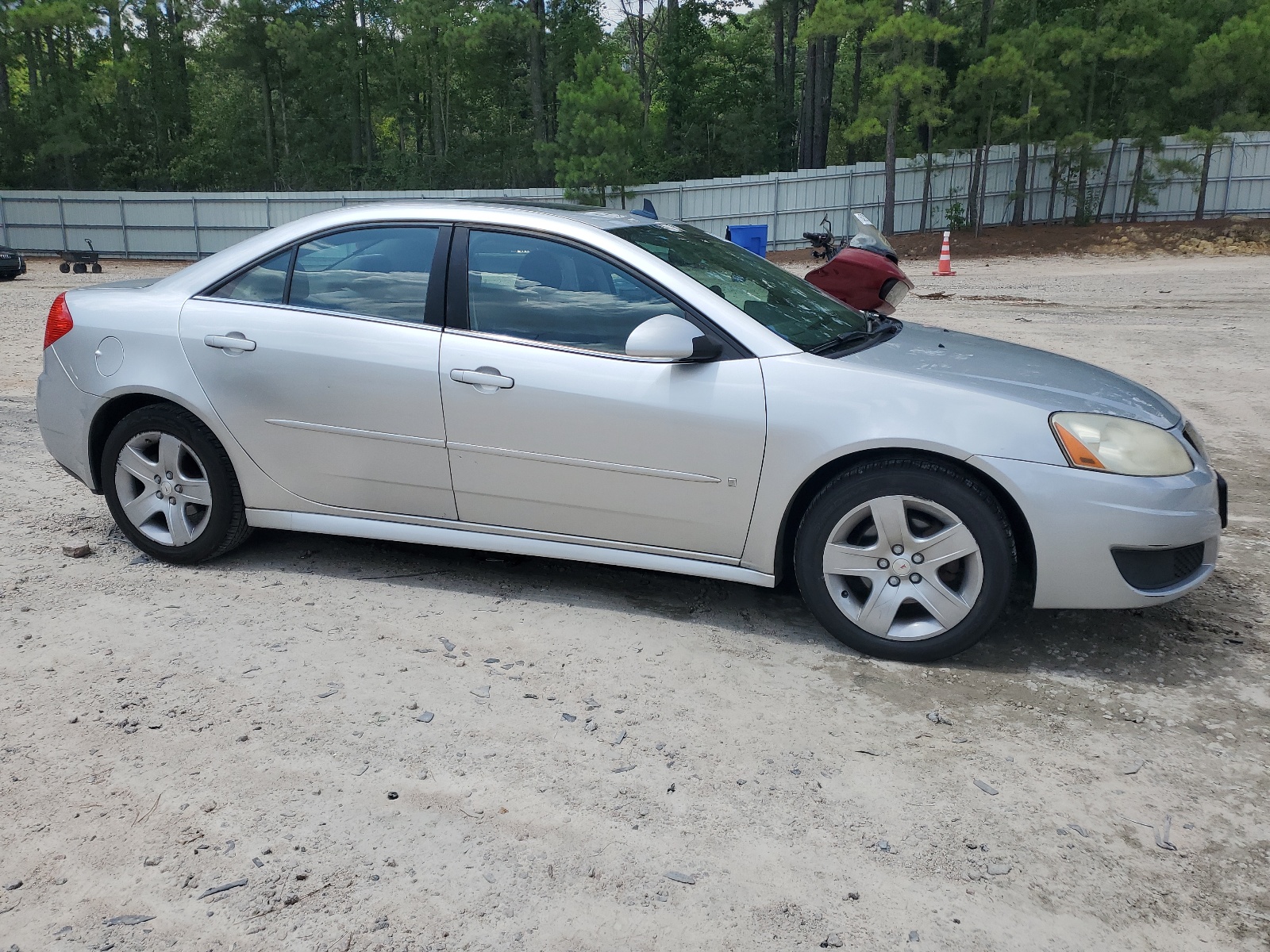 1G2ZA5E02A4121024 2010 Pontiac G6