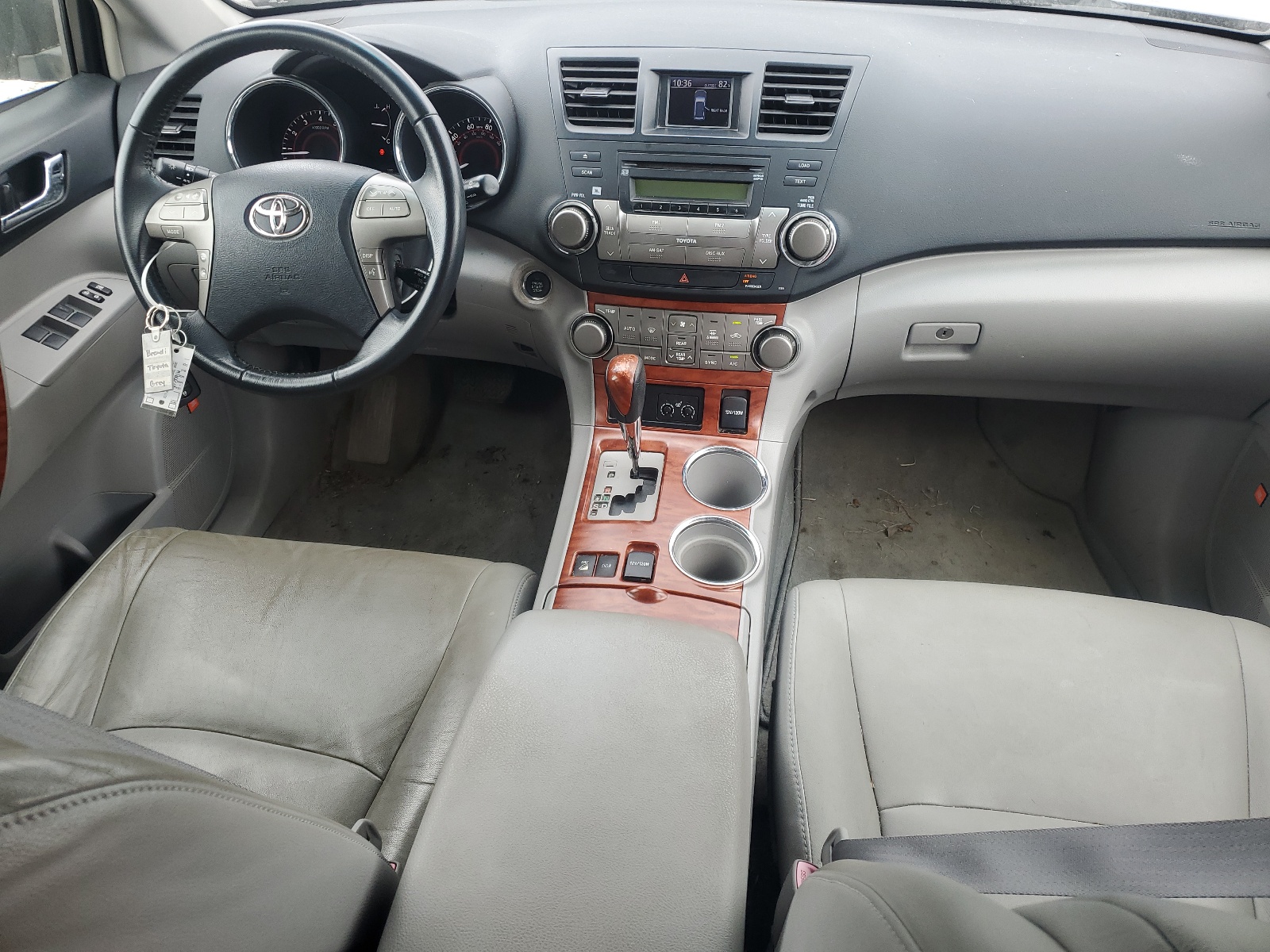 JTEES42A282085173 2008 Toyota Highlander Limited