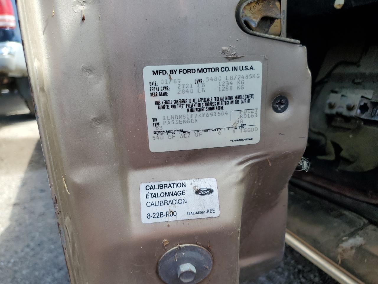 1989 Lincoln Town Car VIN: 1LNBM81F7KY693504 Lot: 61326174