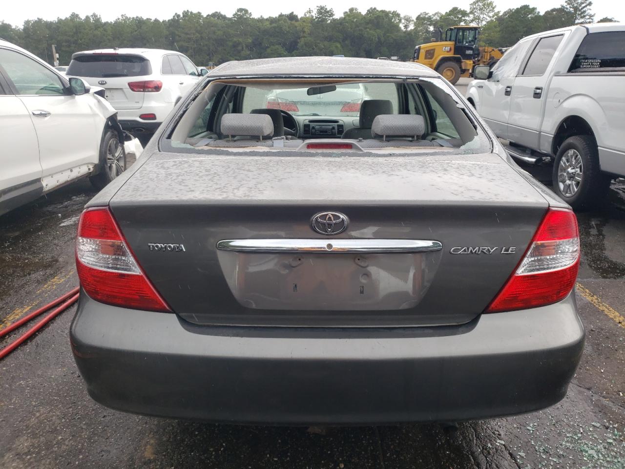 2004 Toyota Camry Le VIN: 4T1BE32K14U913998 Lot: 64759104