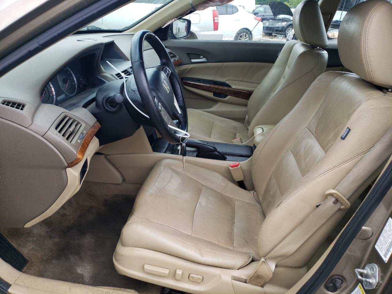 2010 Honda Accord - Image 7