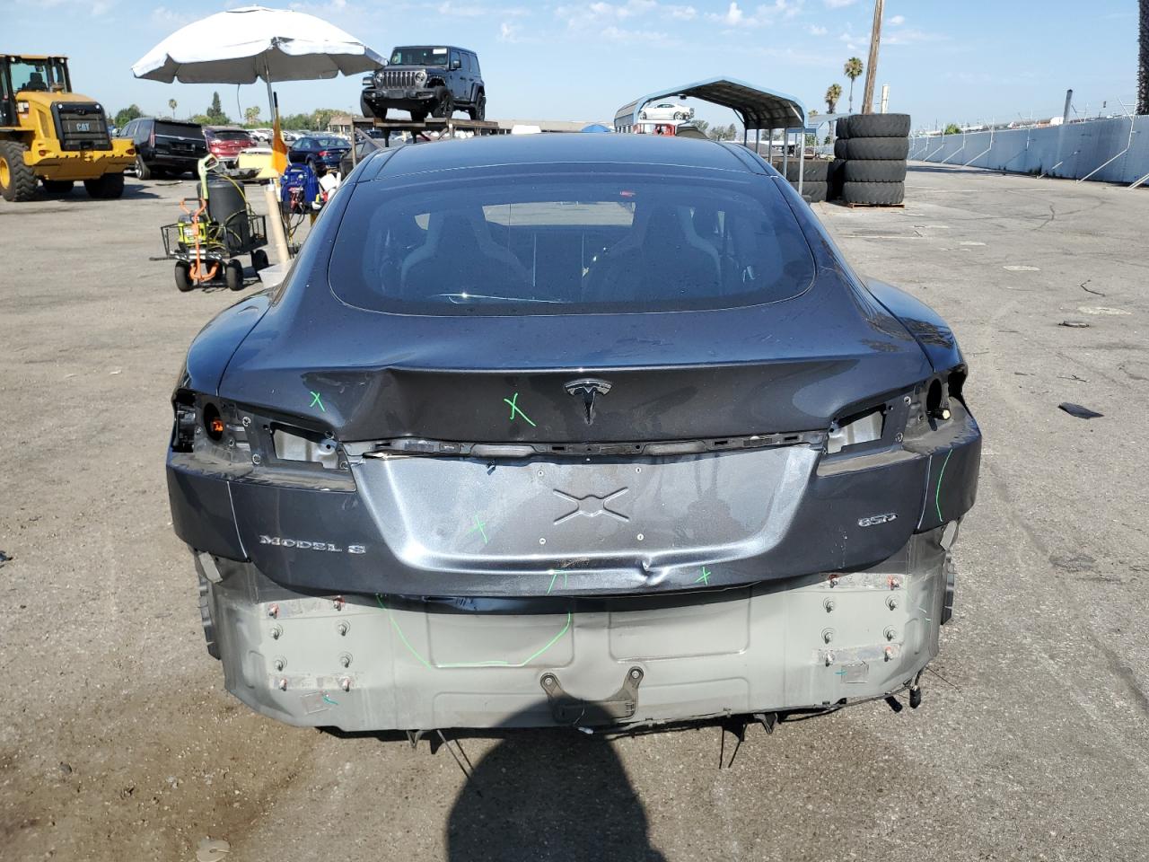 2015 Tesla Model S VIN: 5YJSA1E28FF114926 Lot: 63041984