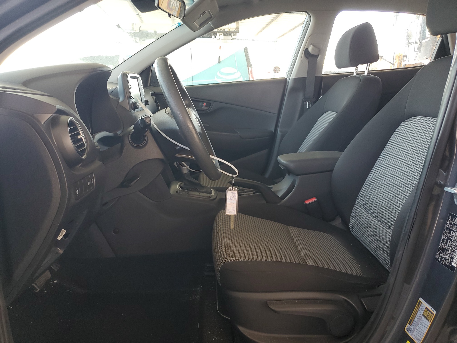 KM8K12AA7KU297400 2019 Hyundai Kona Se