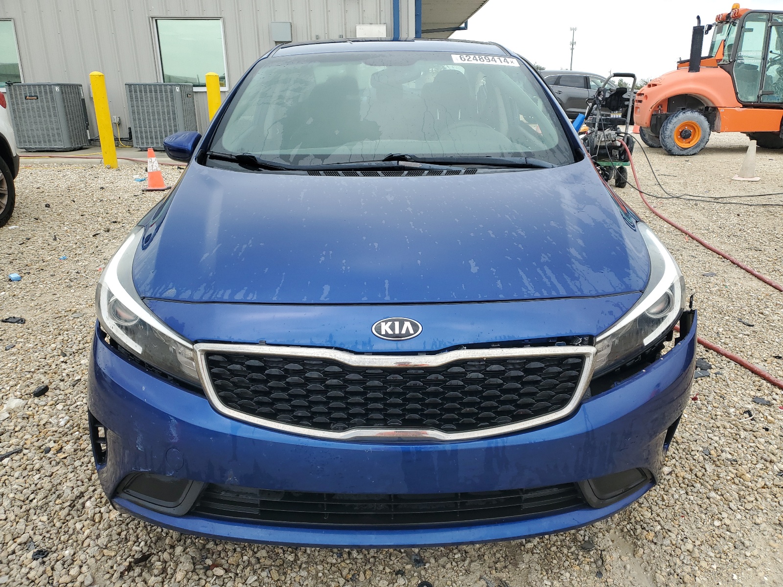 3KPFK4A72HE140724 2017 Kia Forte Lx