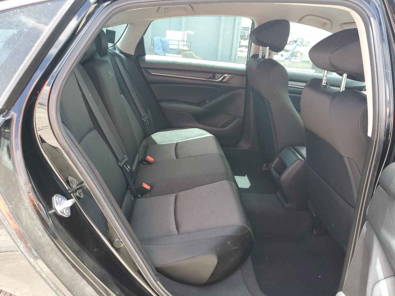 2022 Honda Accord Lx VIN: 1HGCV1F11NA040966 Lot: 63041094