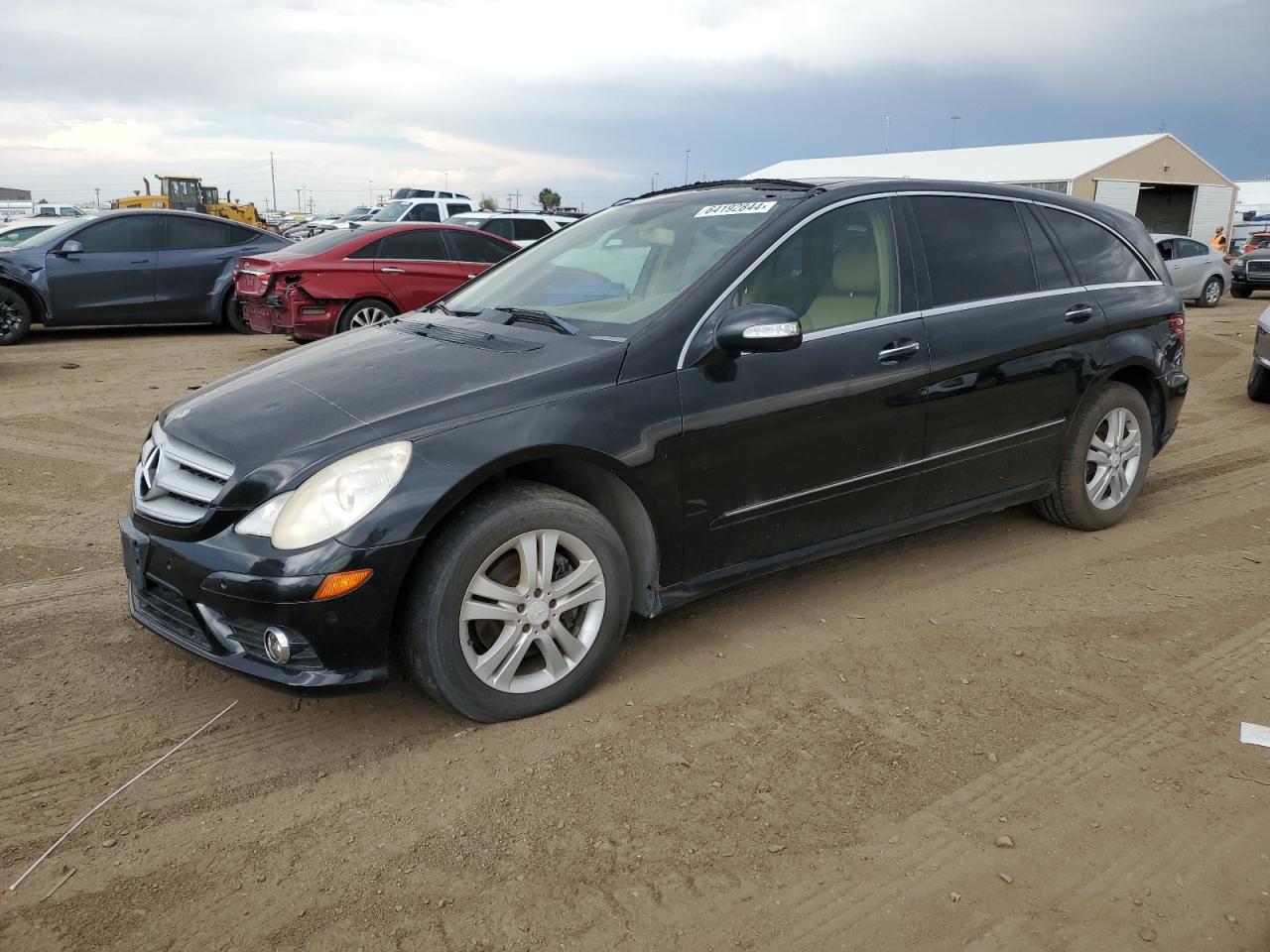 2008 Mercedes-Benz R 350 VIN: 4JGCB65E48A081519 Lot: 64192844