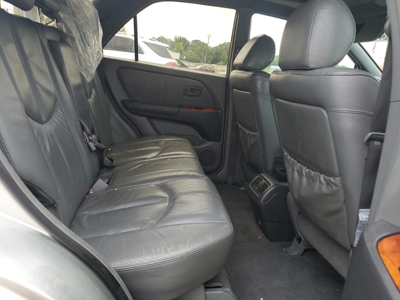 1999 Lexus Rx 300 VIN: JT6HF10U4X0046944 Lot: 64299494