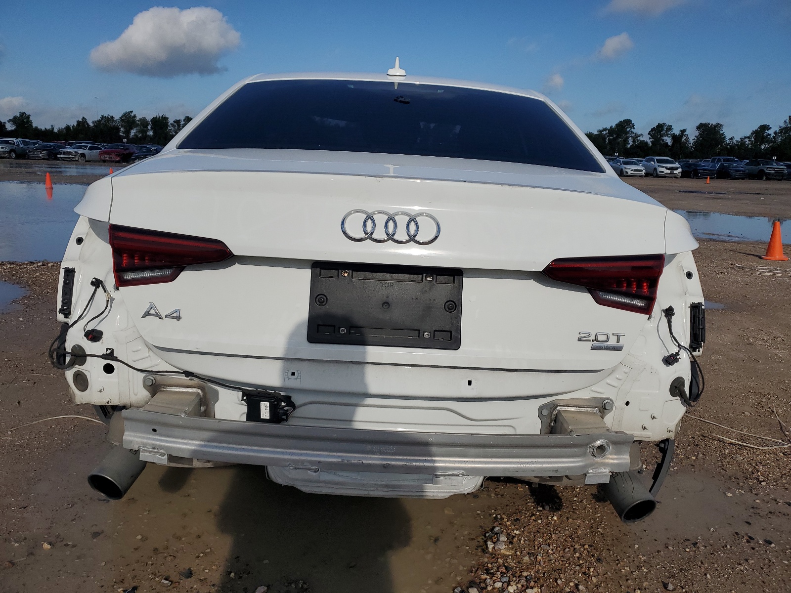 WAULMAF46JA046619 2018 Audi A4 Premium Plus